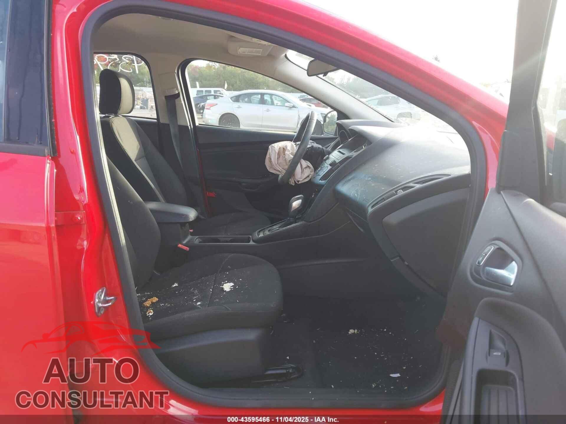 FORD FOCUS 2015 - 1FADP3F28FL383786