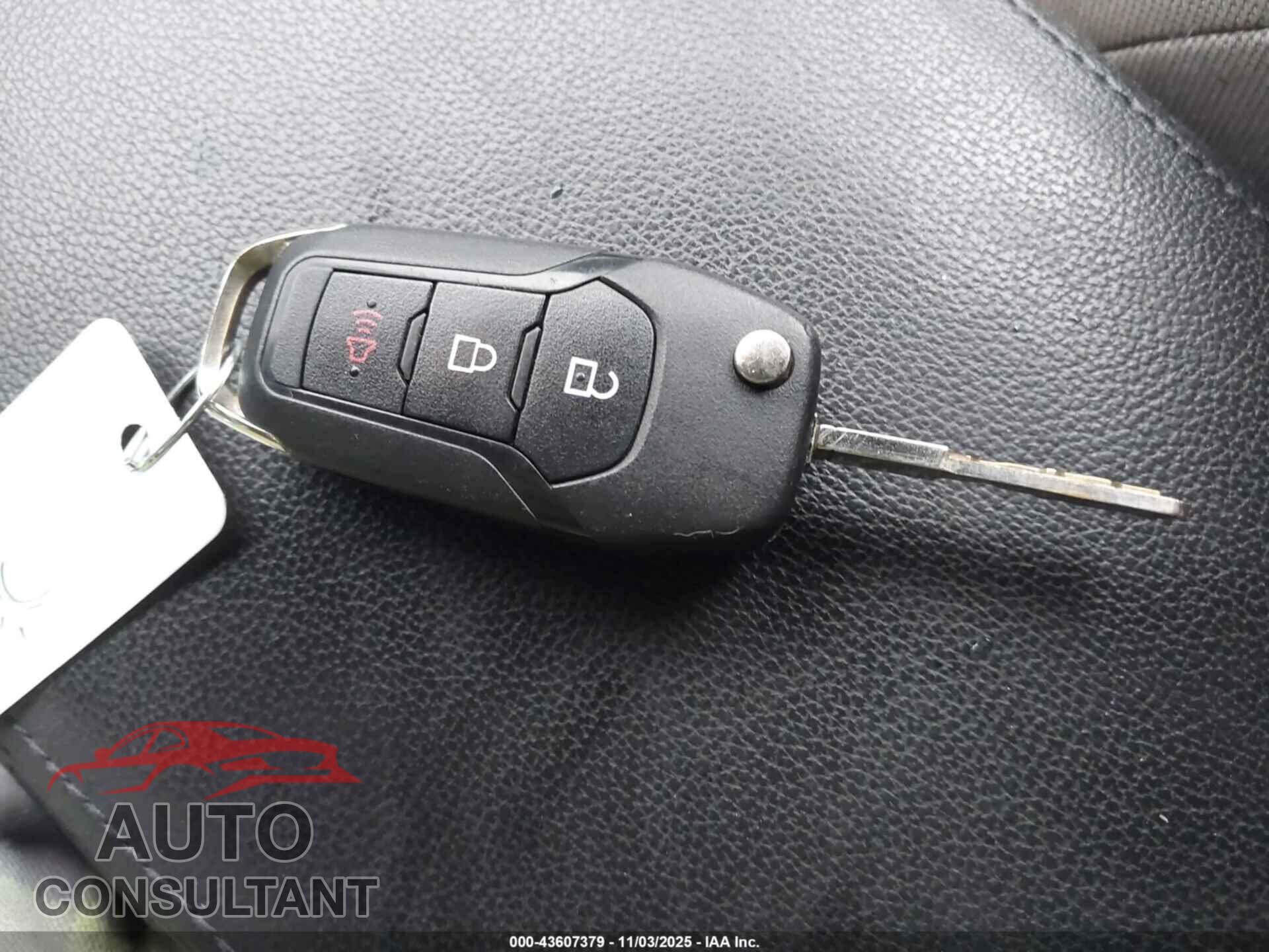 FORD EXPLORER 2018 - 1FM5K7B87JGA58851