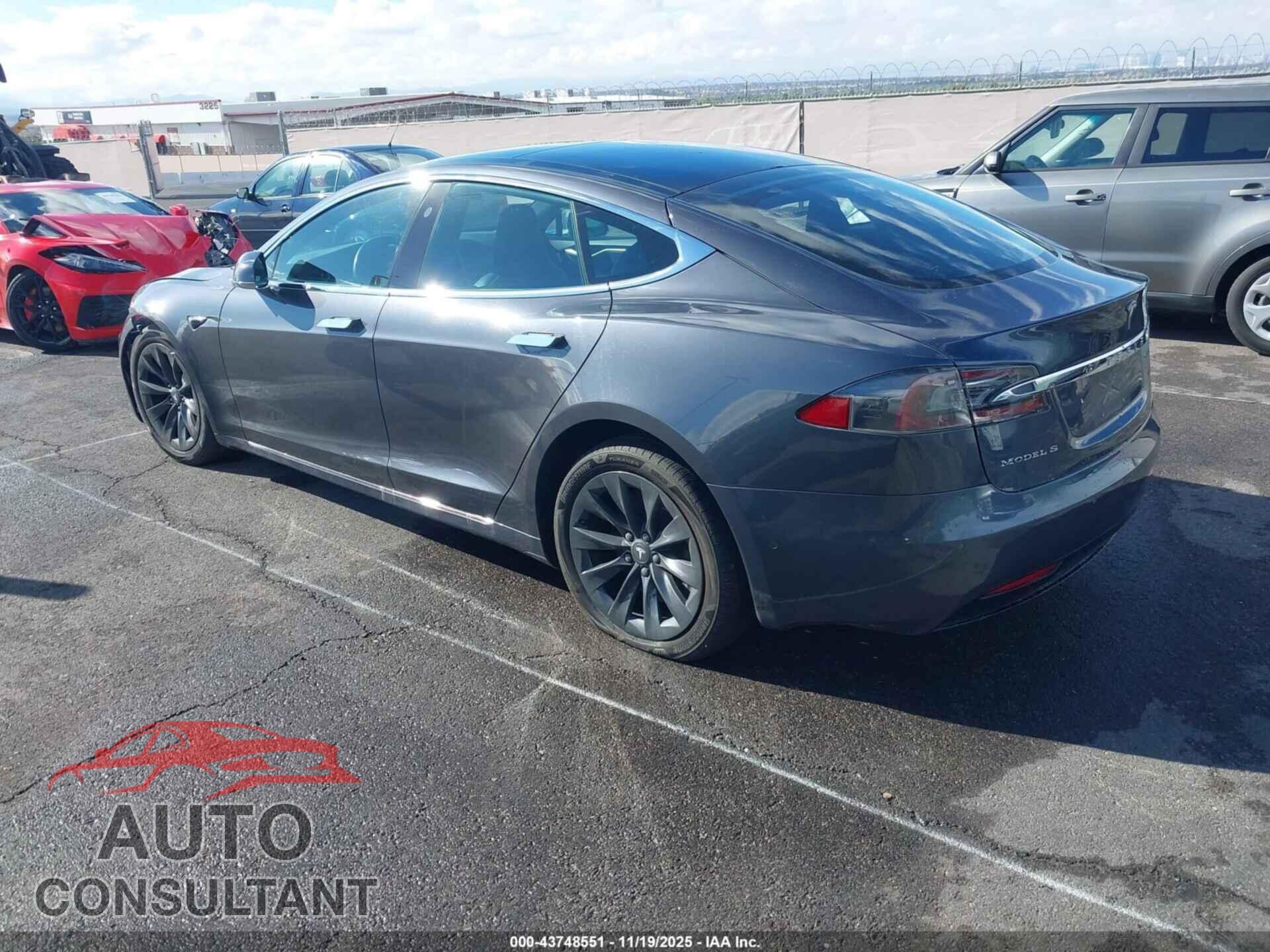 TESLA MODEL S 2018 - 5YJSA1E28JF296426