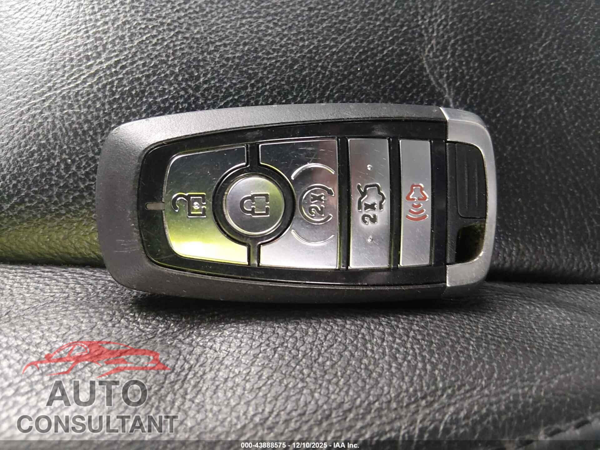FORD EXPLORER 2018 - 1FM5K7D89JGB27634