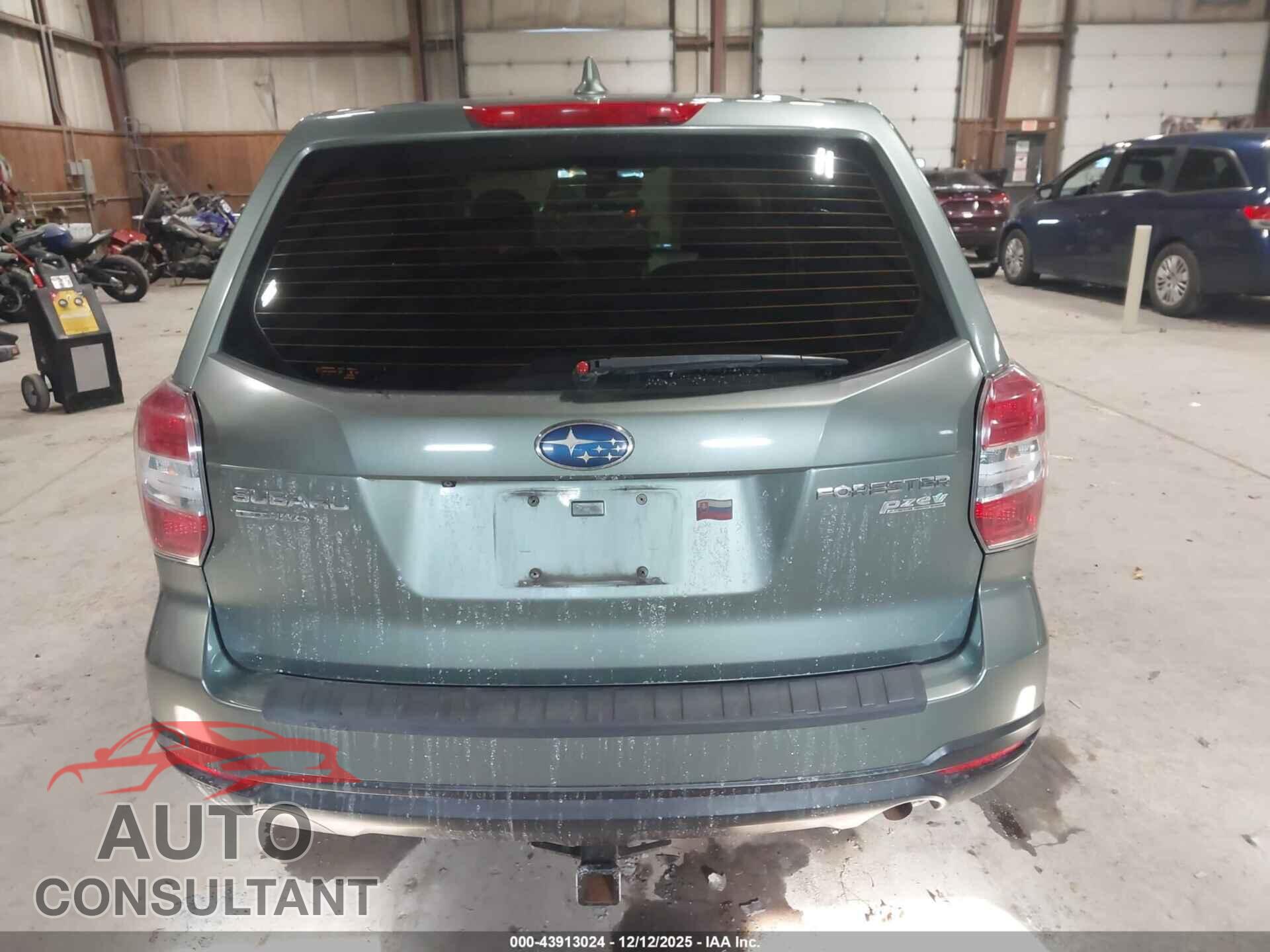 SUBARU FORESTER 2016 - JF2SJAAC9GH402360