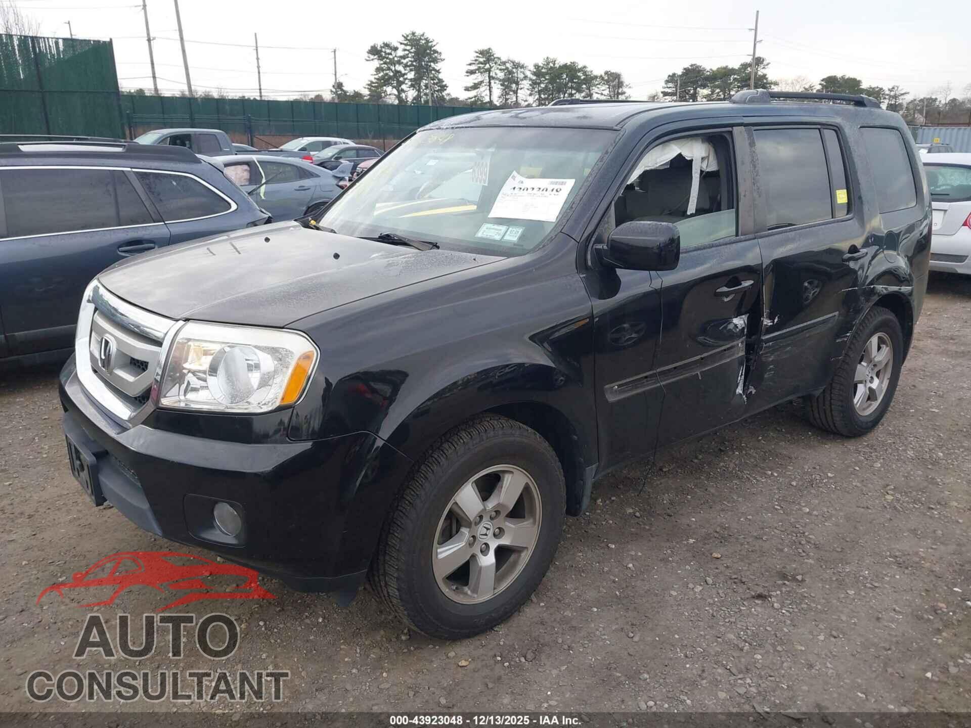 HONDA PILOT 2011 - 5FNYF4H45BB098379