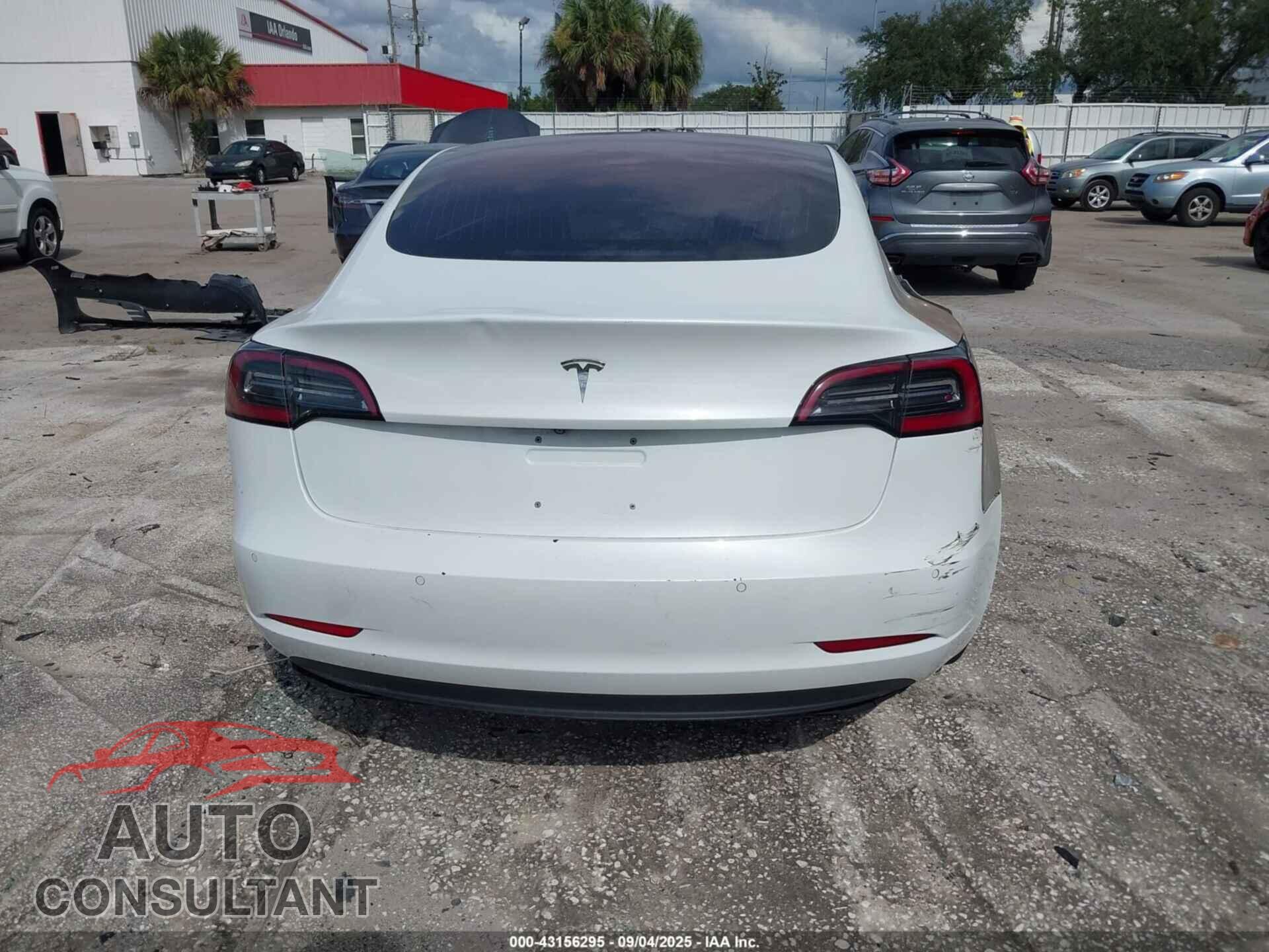 TESLA MODEL 3 2018 - 5YJ3E1EA4JF035245
