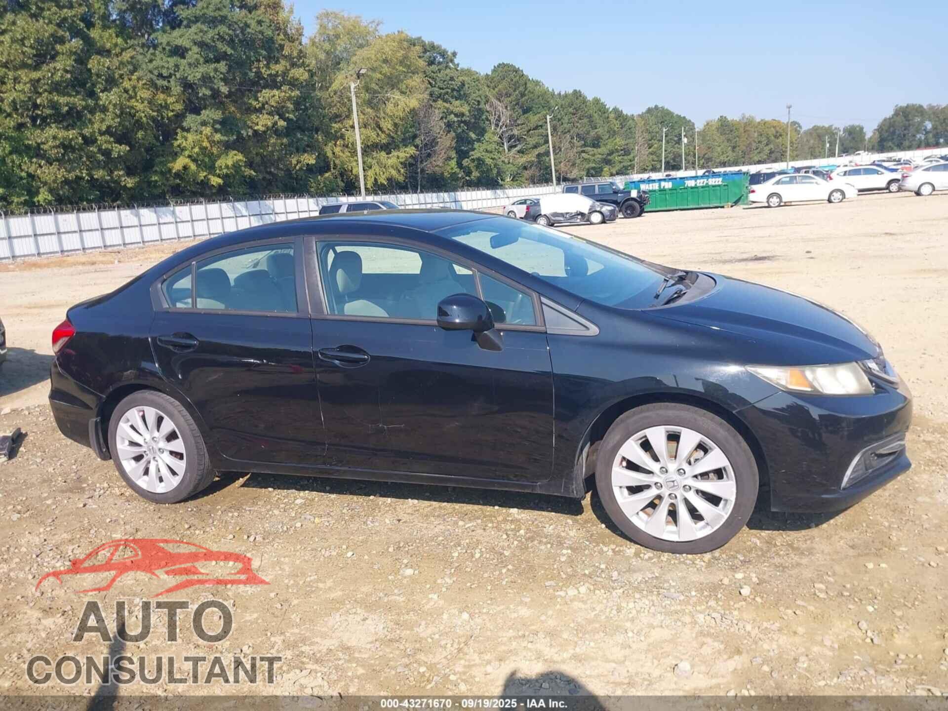 HONDA CIVIC 2013 - 19XFB2F54DE018100