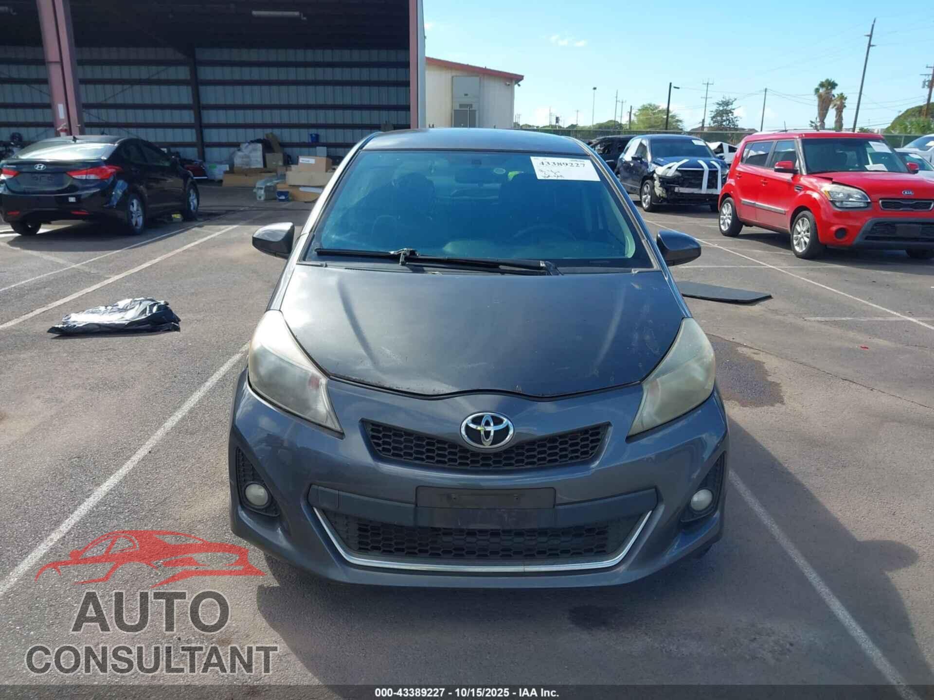TOYOTA YARIS 2012 - JTDKTUD31CD520832