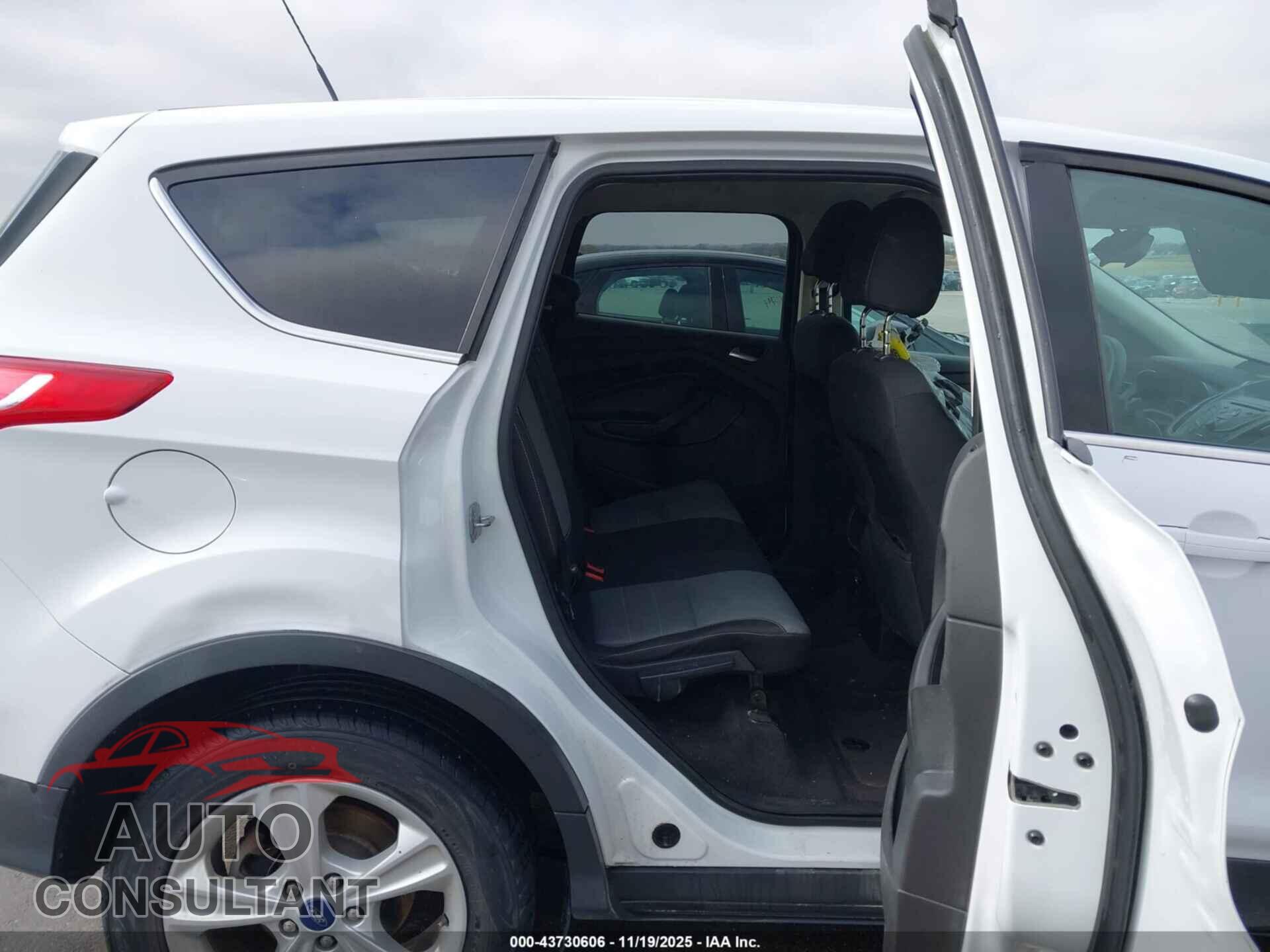FORD ESCAPE 2014 - 1FMCU0GX5EUC52651