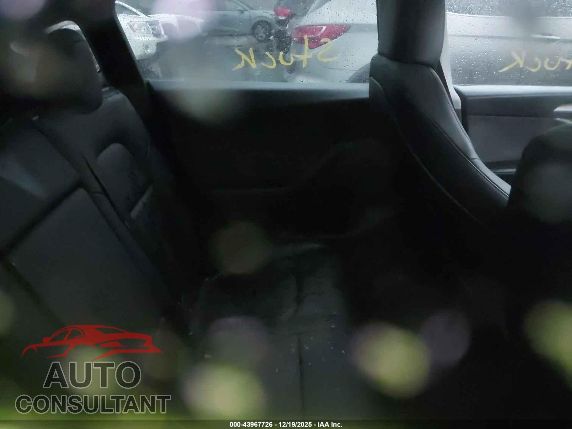 TESLA MODEL Y 2023 - 7SAYGDEFXPF766593