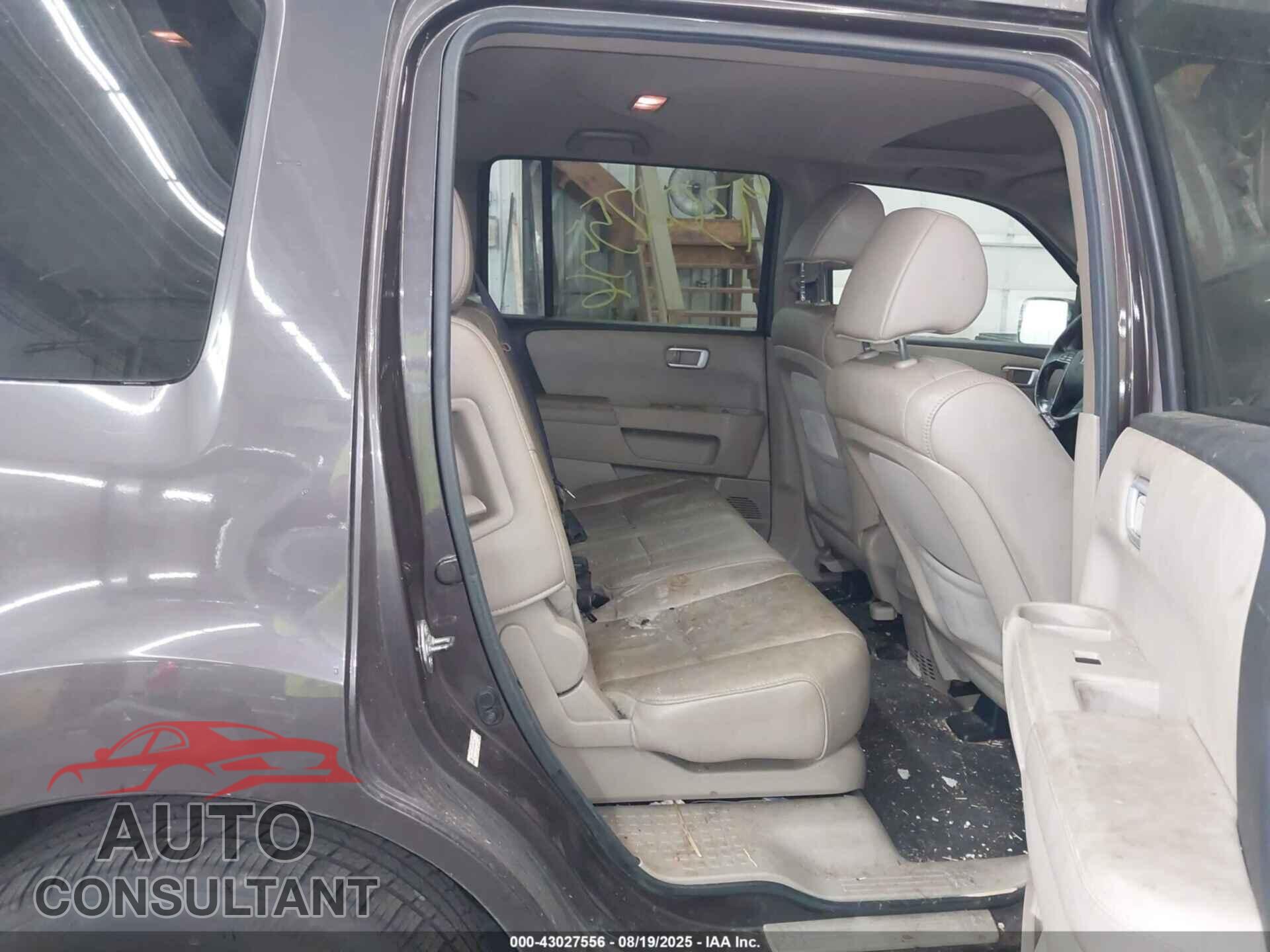 HONDA PILOT 2012 - 5FNYF4H52CB083011