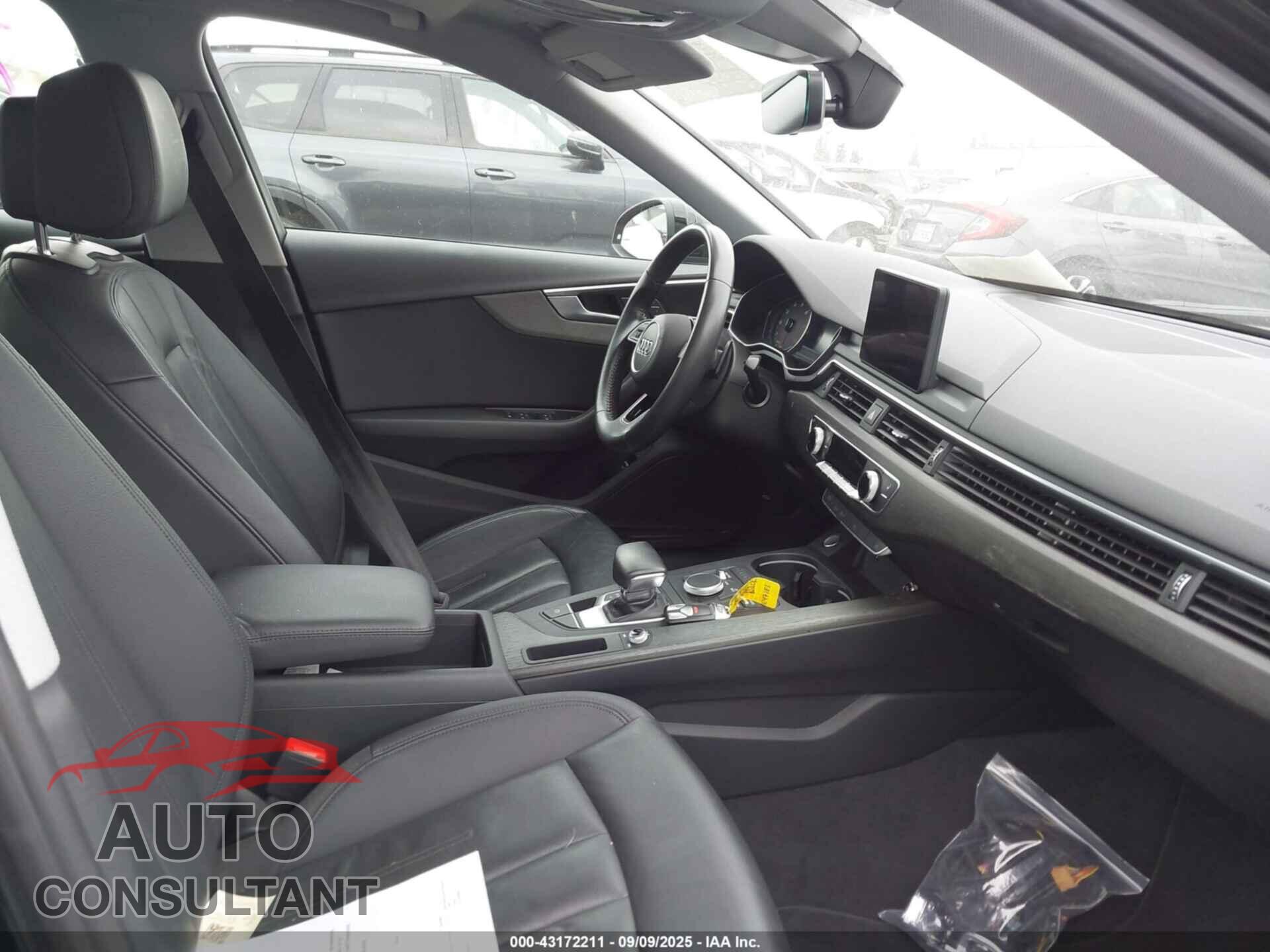 AUDI A4 2019 - WAUGMAF43KN020006