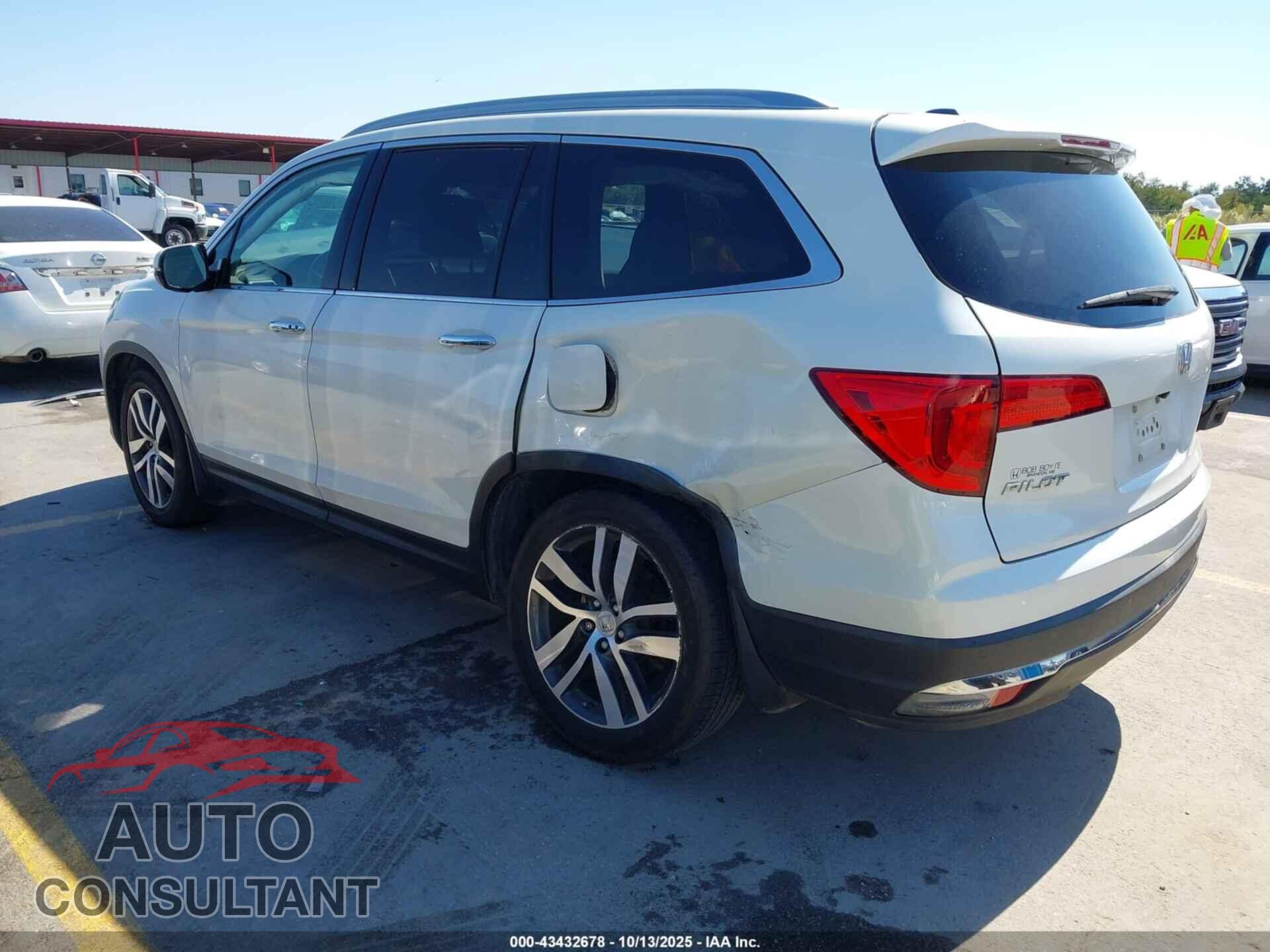 HONDA PILOT 2016 - 5FNYF5H94GB019745