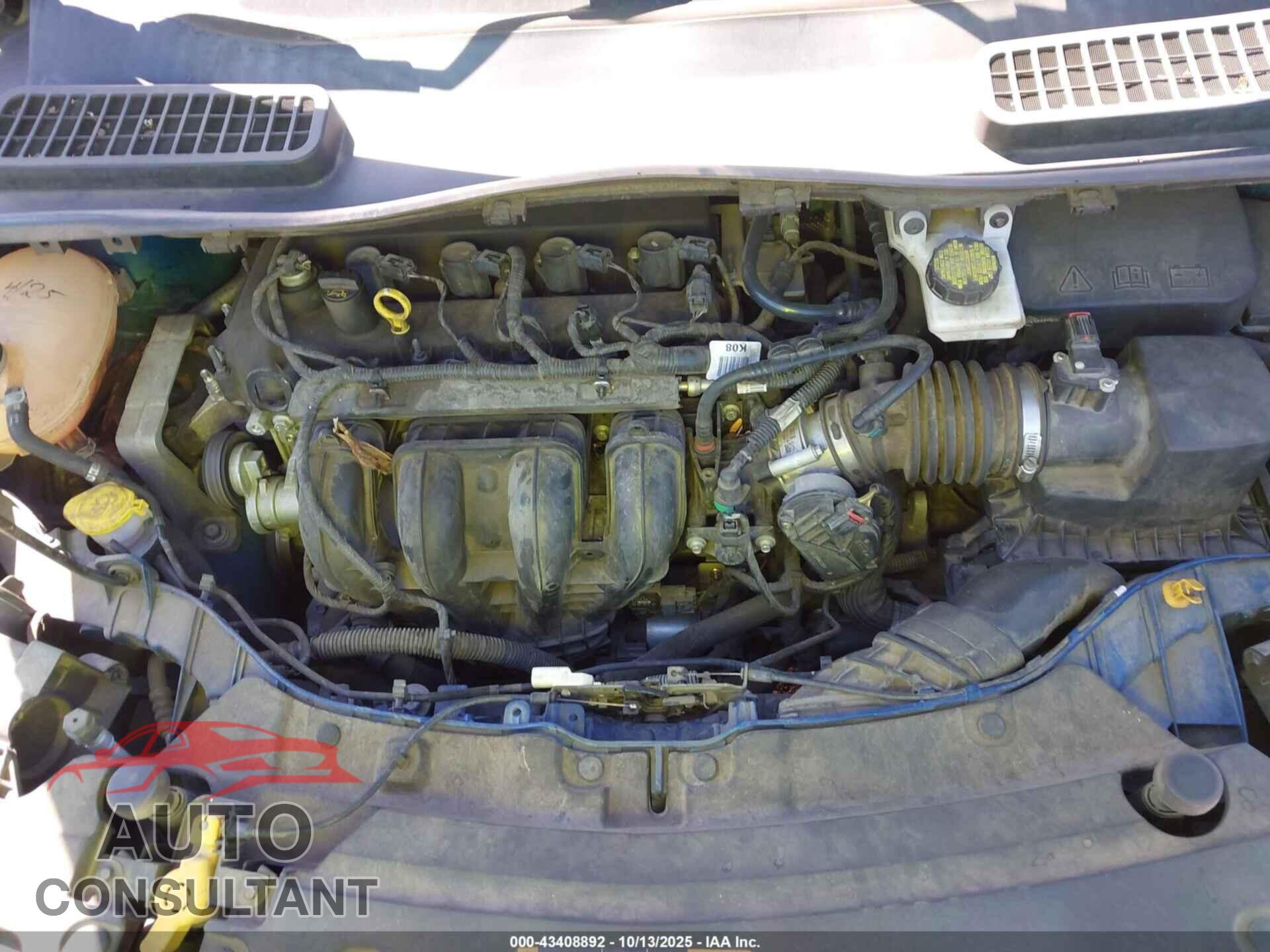 FORD ESCAPE 2017 - 1FMCU0F73HUB12670