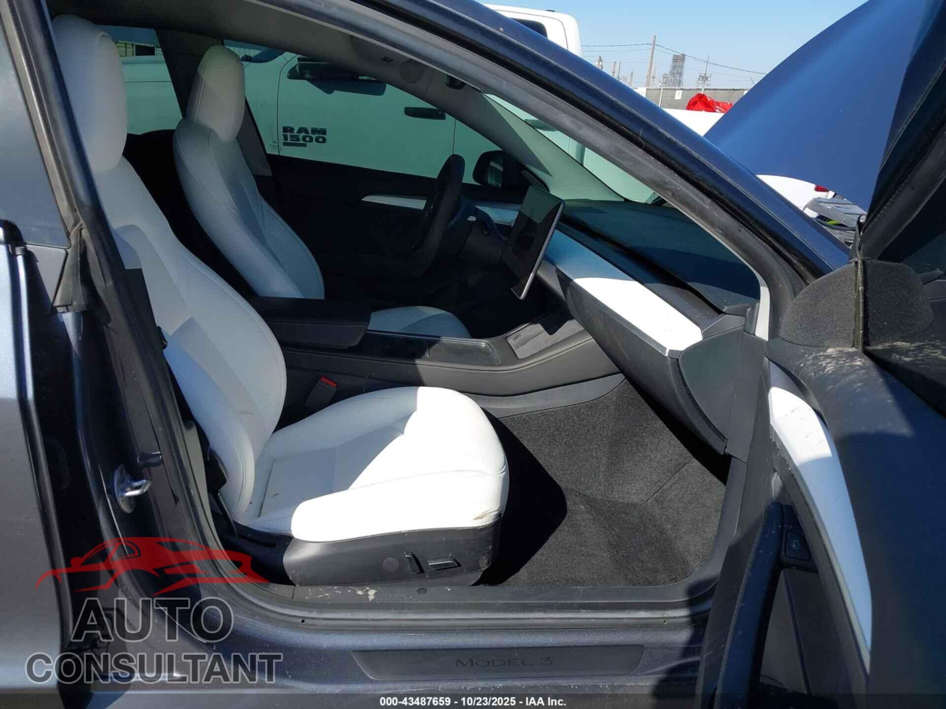 TESLA MODEL 3 2023 - 5YJ3E1EA9PF707504