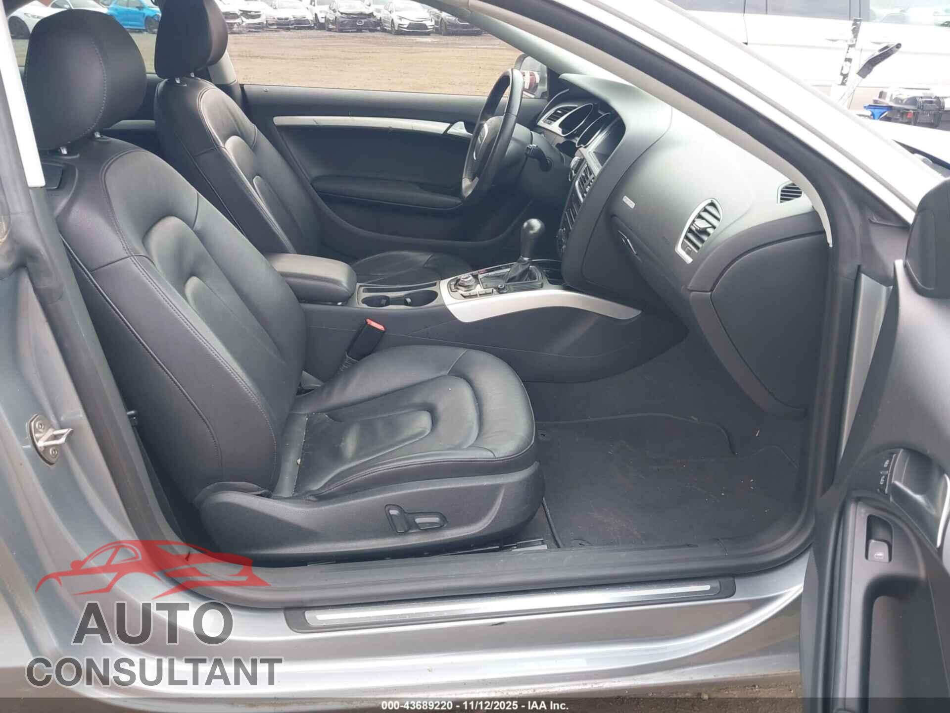 AUDI A5 2011 - WAULFAFR0BA055775