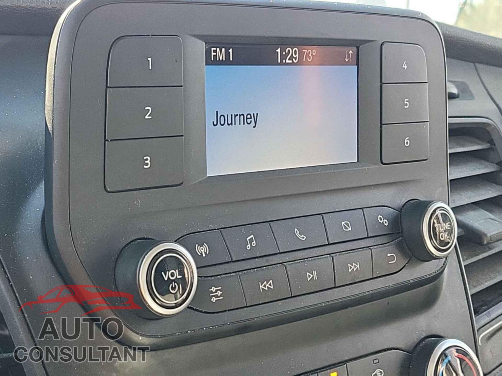 FORD TRANSIT-150 2021 - 1FTYE1Y80MKA74890