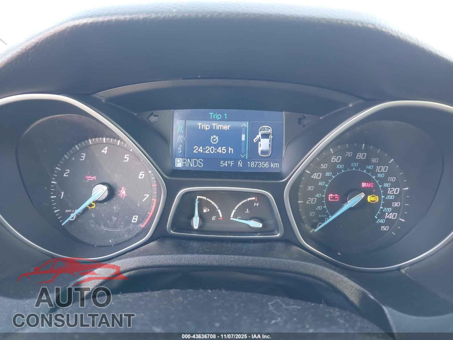 FORD FOCUS 2012 - 1FAHP3K27CL270009