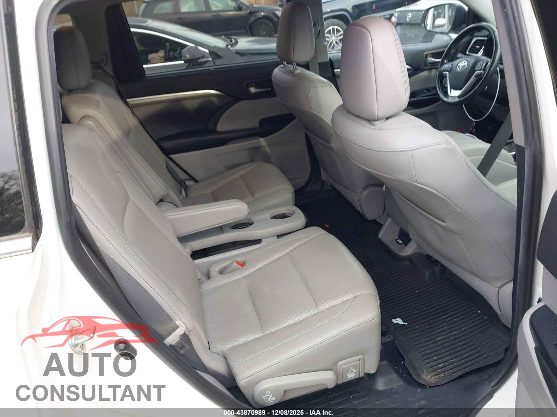 TOYOTA HIGHLANDER 2019 - 5TDDZRFH7KS976155