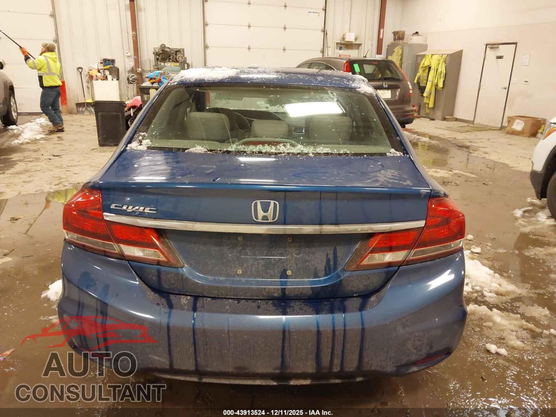 HONDA CIVIC 2013 - 2HGFB2F51DH598346
