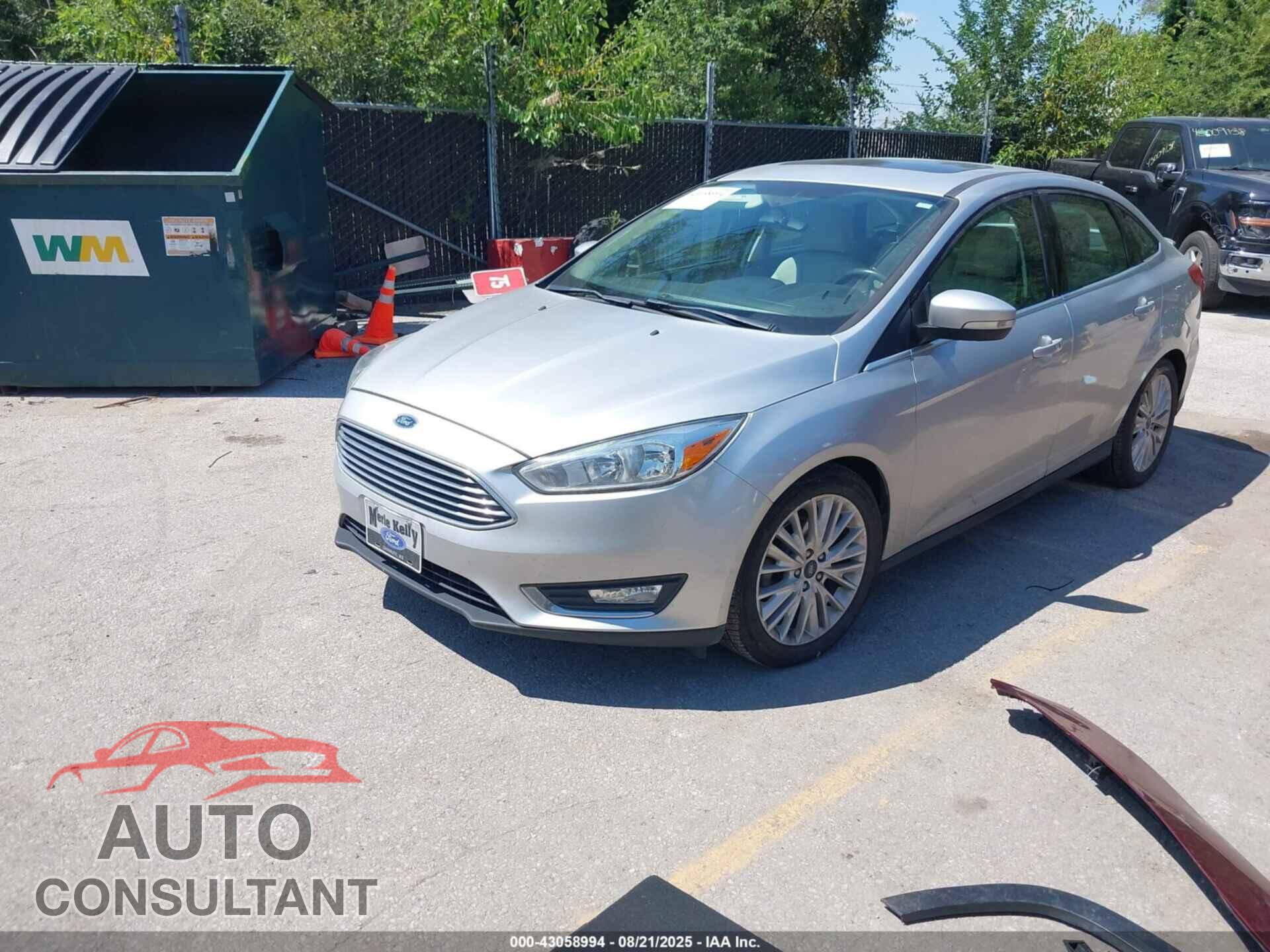 FORD FOCUS 2017 - 1FADP3J27HL207032