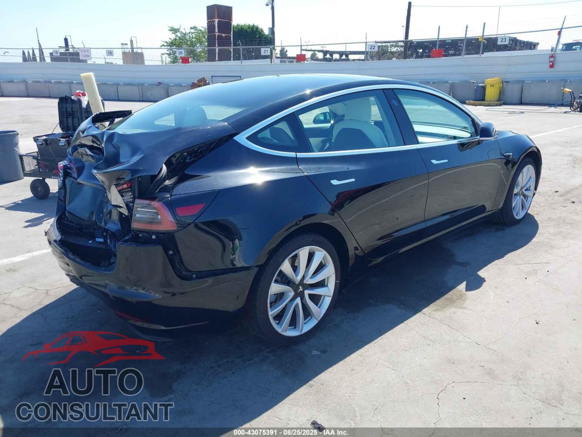 TESLA MODEL 3 2018 - 5YJ3E1EA5JF177846