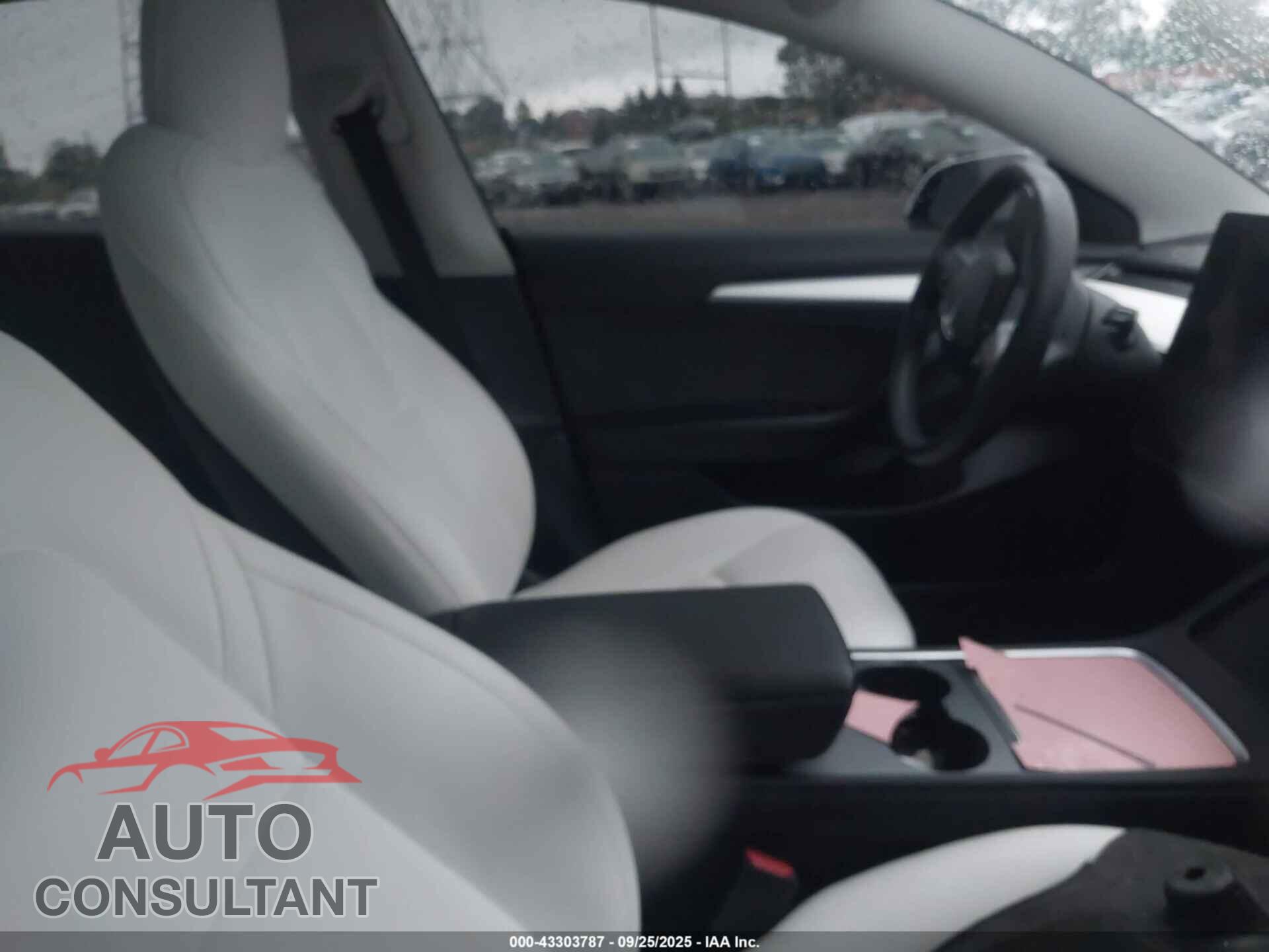 TESLA MODEL 3 2022 - 5YJ3E1EAXNF349567