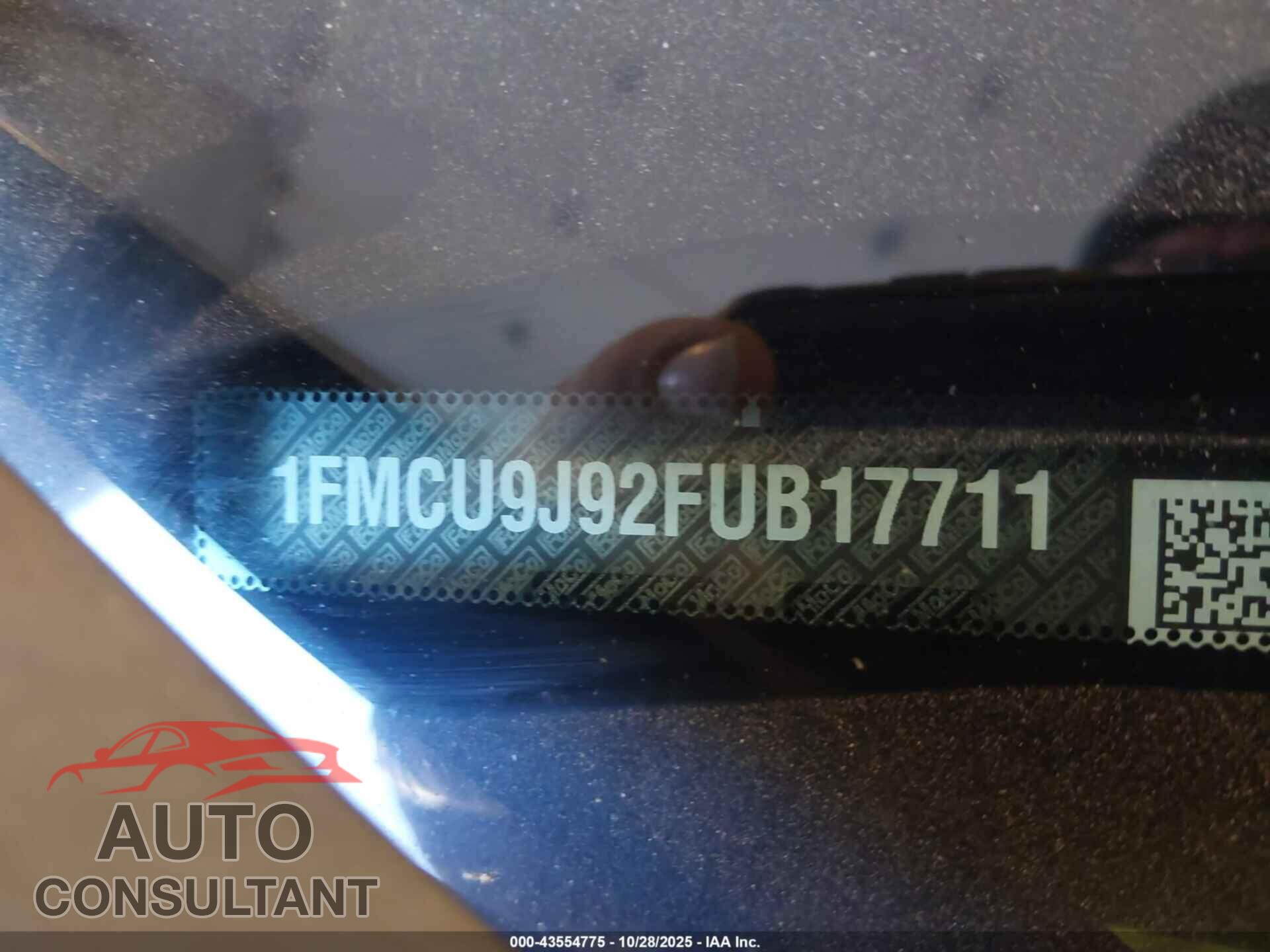 FORD ESCAPE 2015 - 1FMCU9J92FUB17711