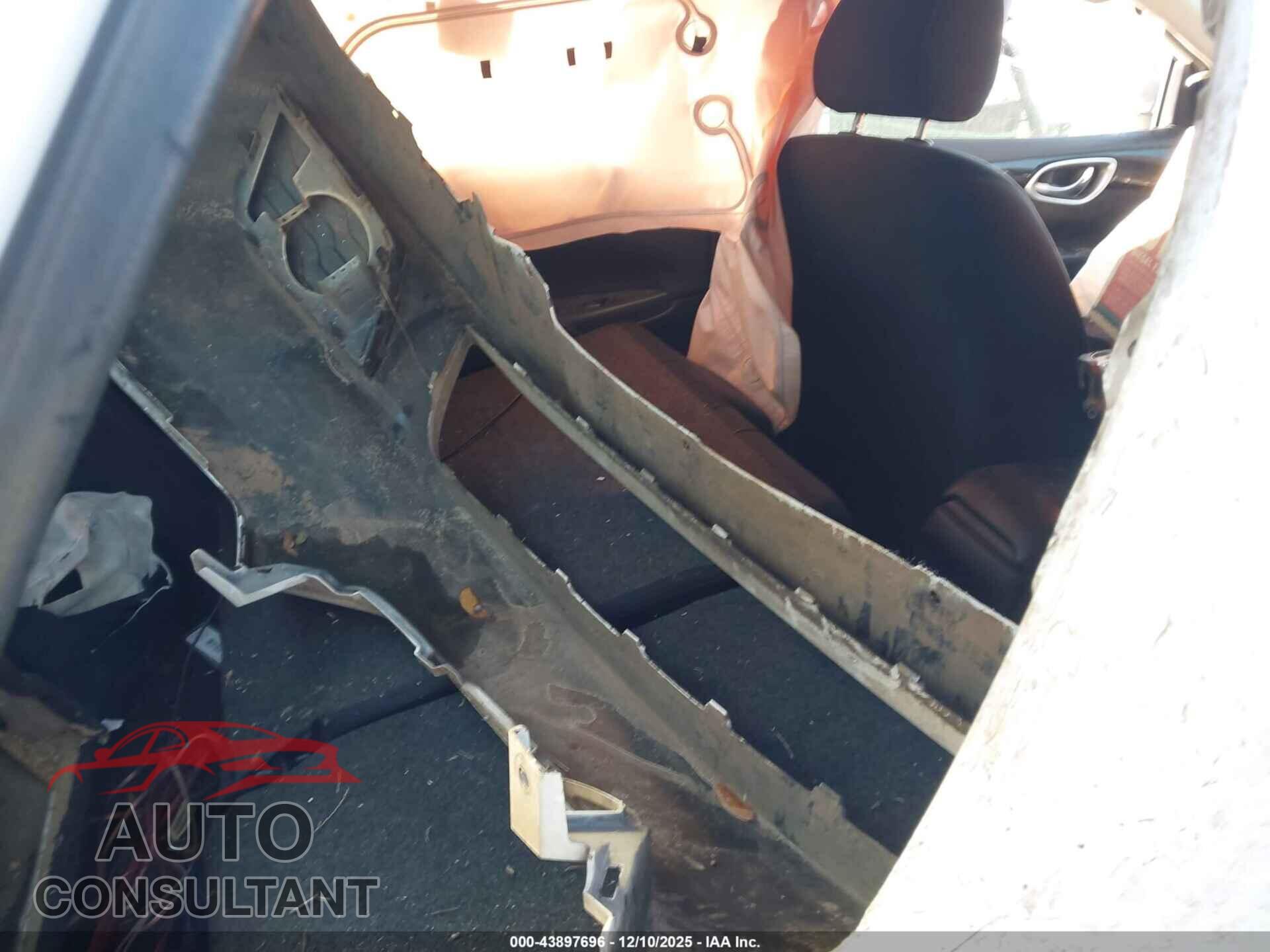 NISSAN SENTRA 2017 - 3N1AB7AP1HL653456