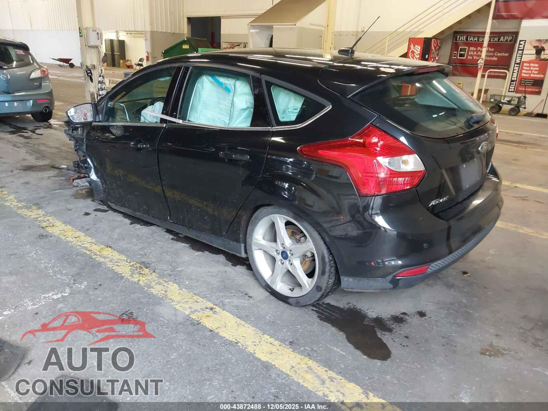 FORD FOCUS 2014 - 1FADP3N27EL238304