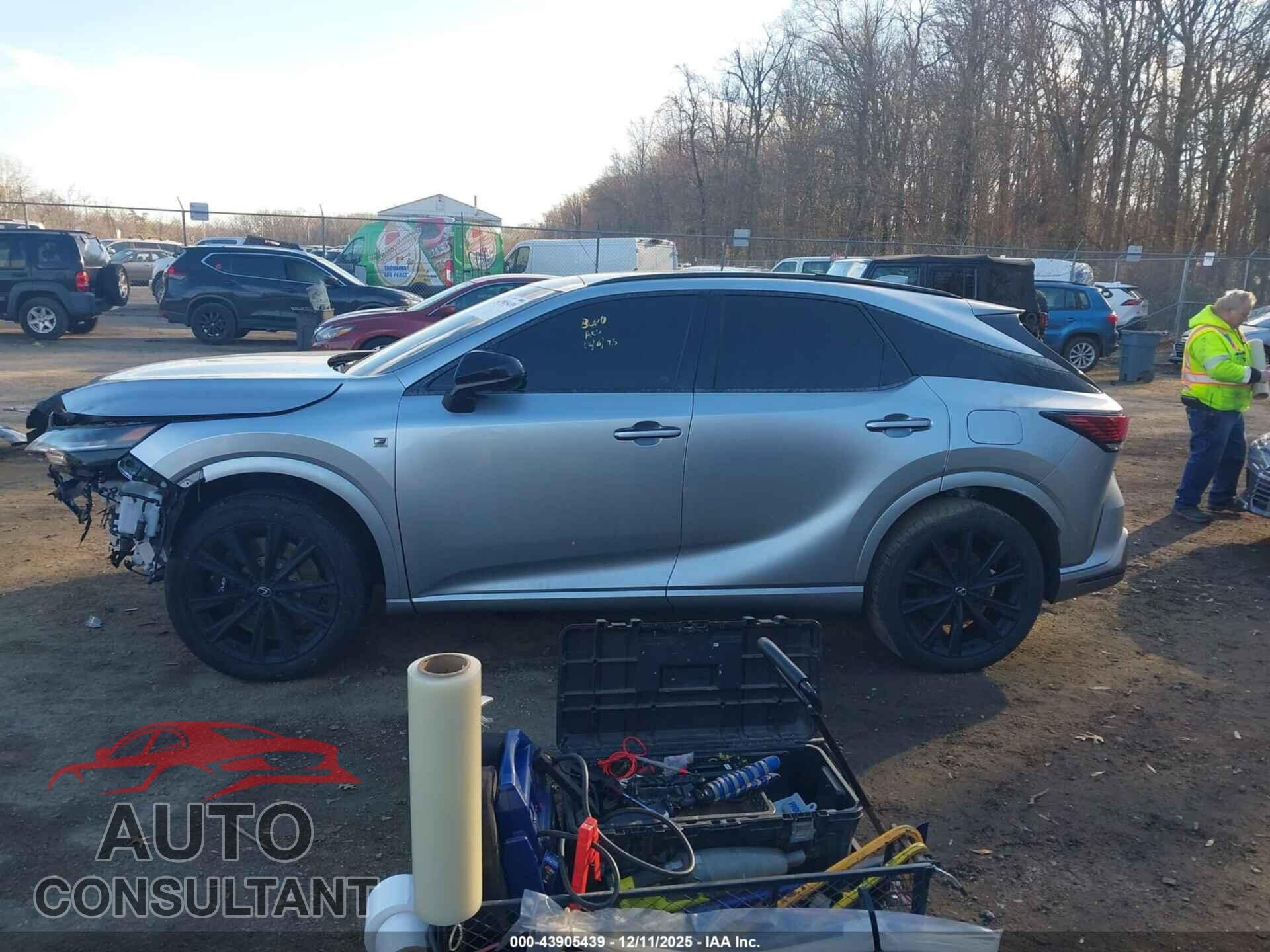 LEXUS RX 500H 2023 - 2T2BCMEA9PC010465