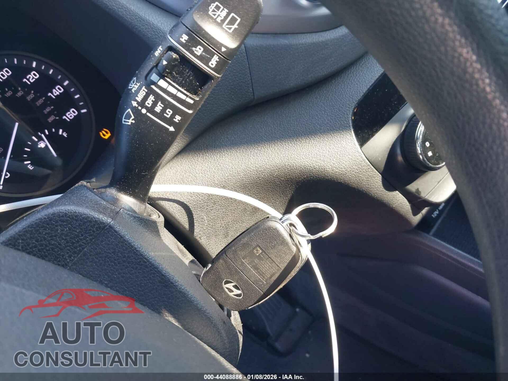 HYUNDAI TUCSON 2017 - KM8J3CA22HU352803