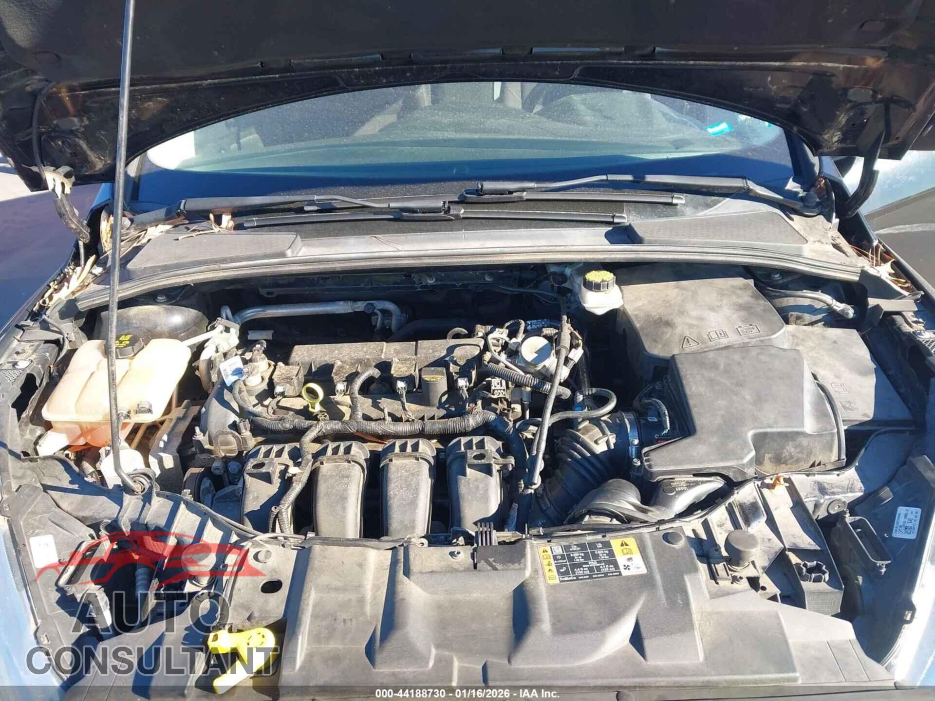 FORD FOCUS 2018 - 1FADP3F26JL234544