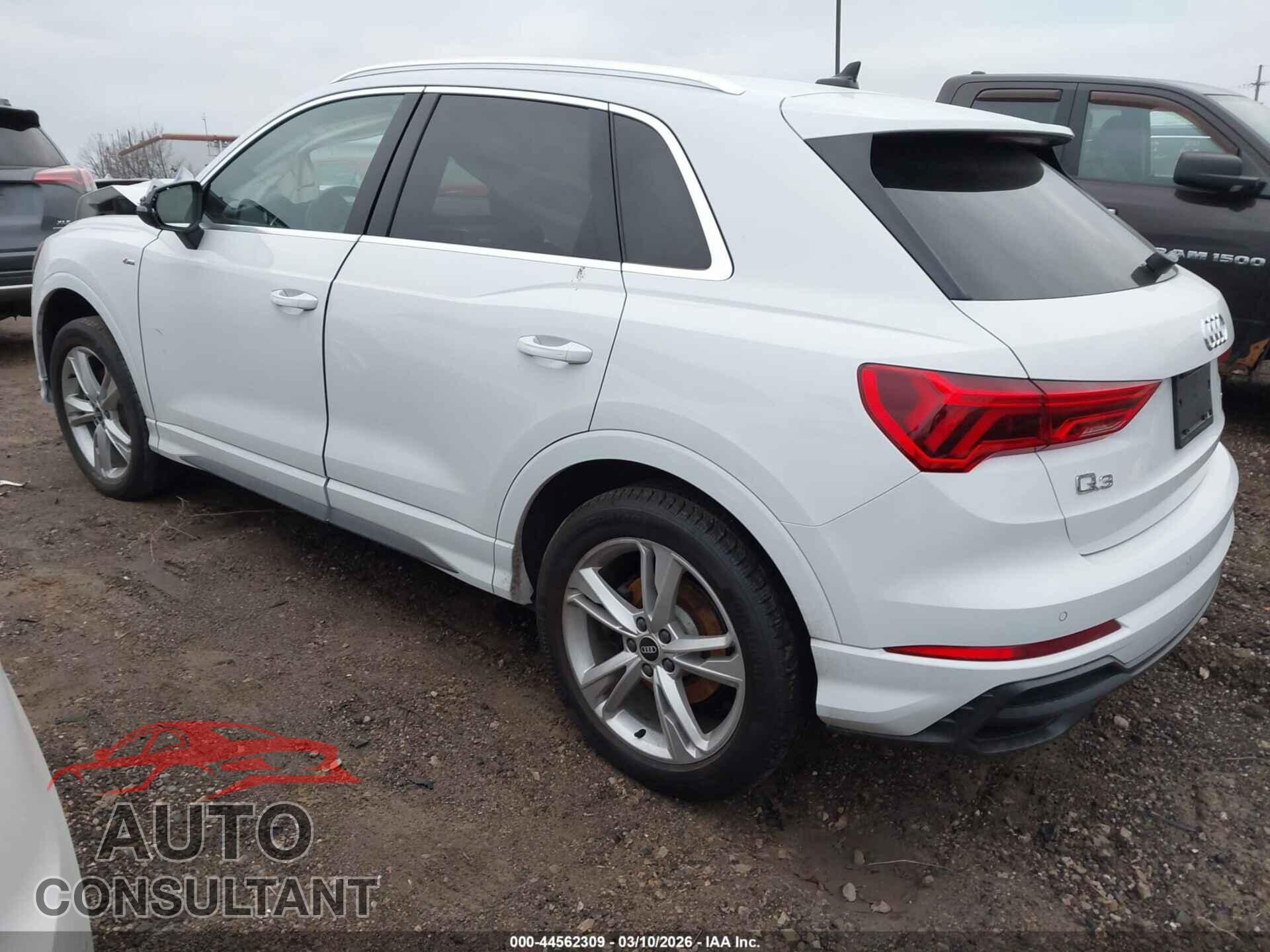 AUDI Q3 2021 - WA1EECF3XM1128525
