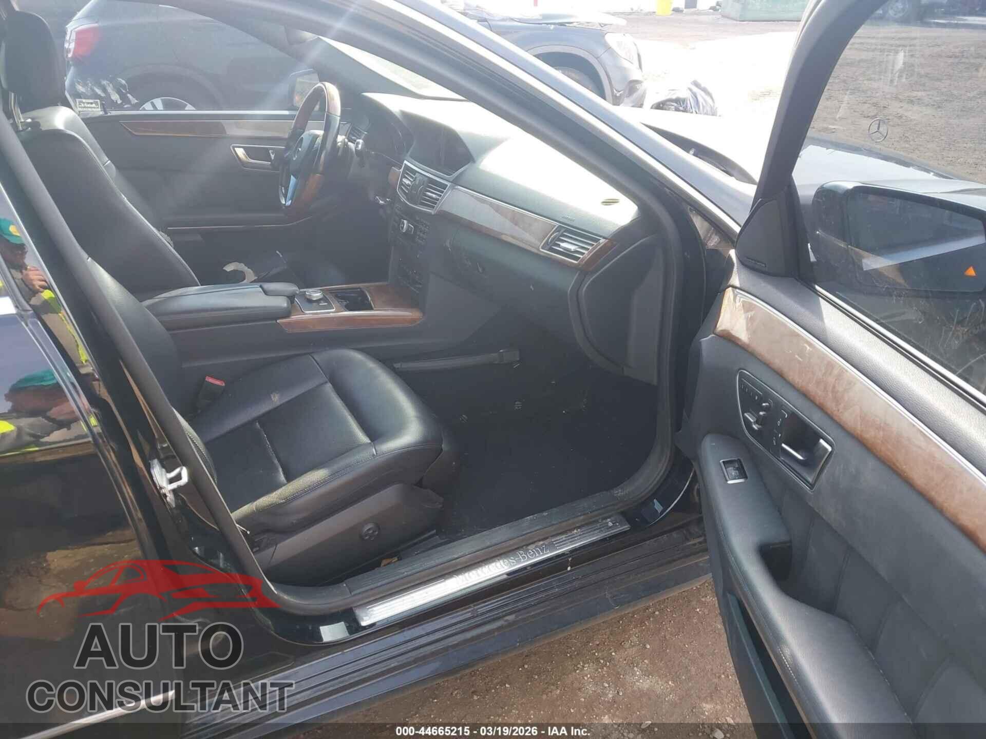 MERCEDES-BENZ E 350 2012 - WDDHF8JB3CA558283