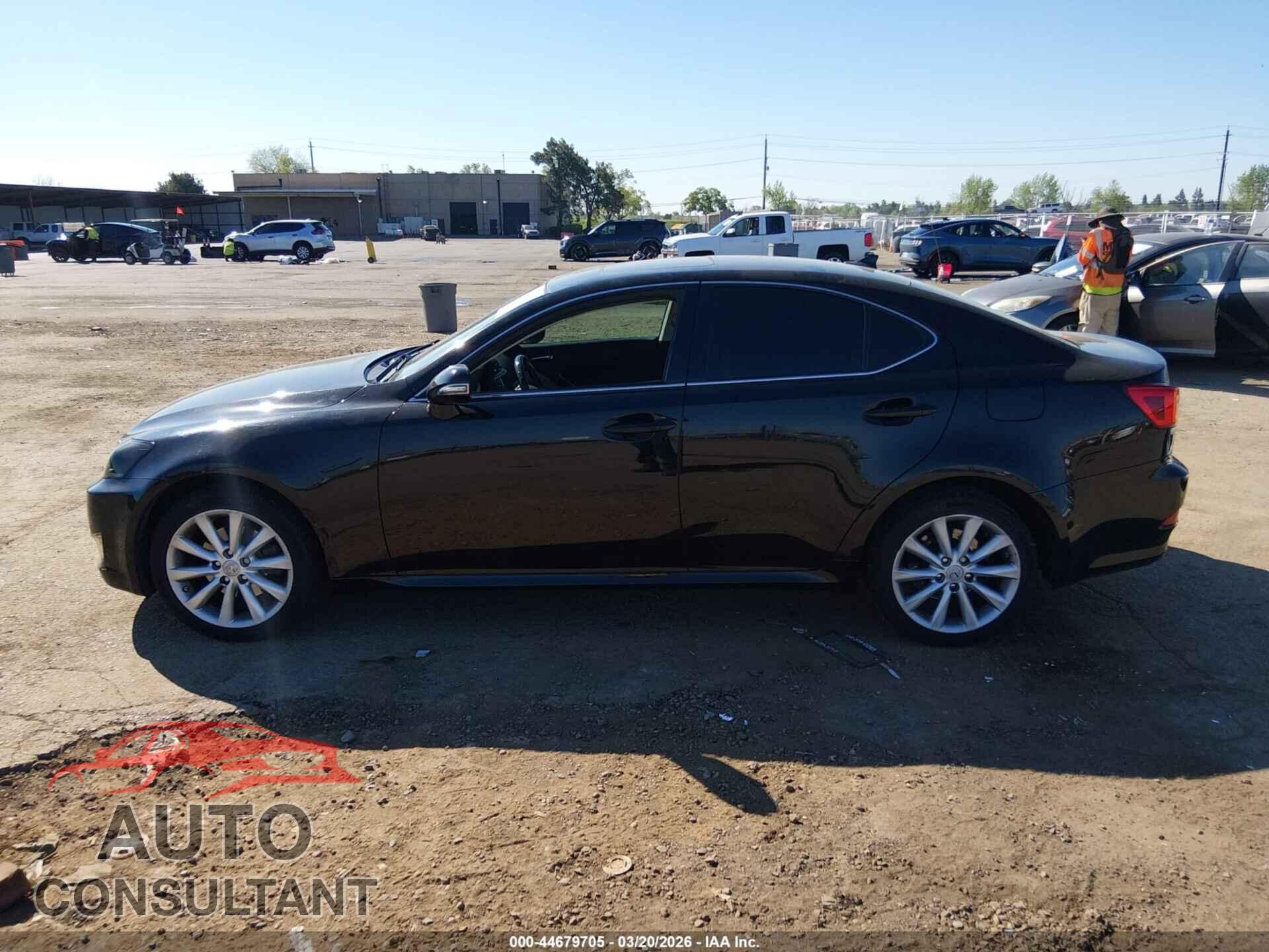 LEXUS IS 250 2010 - JTHCF5C25A5042088
