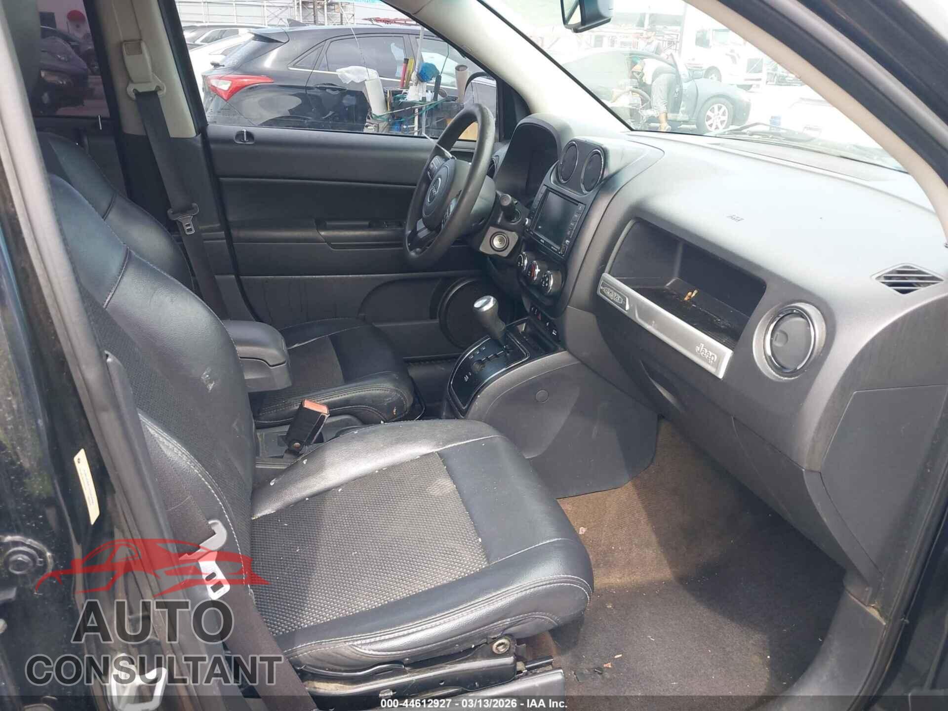 JEEP COMPASS 2015 - 1C4NJCBA1FD264498