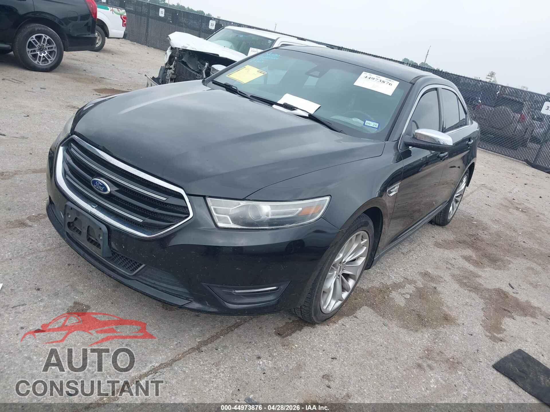 FORD TAURUS 2015 - 1FAHP2F82FG177534