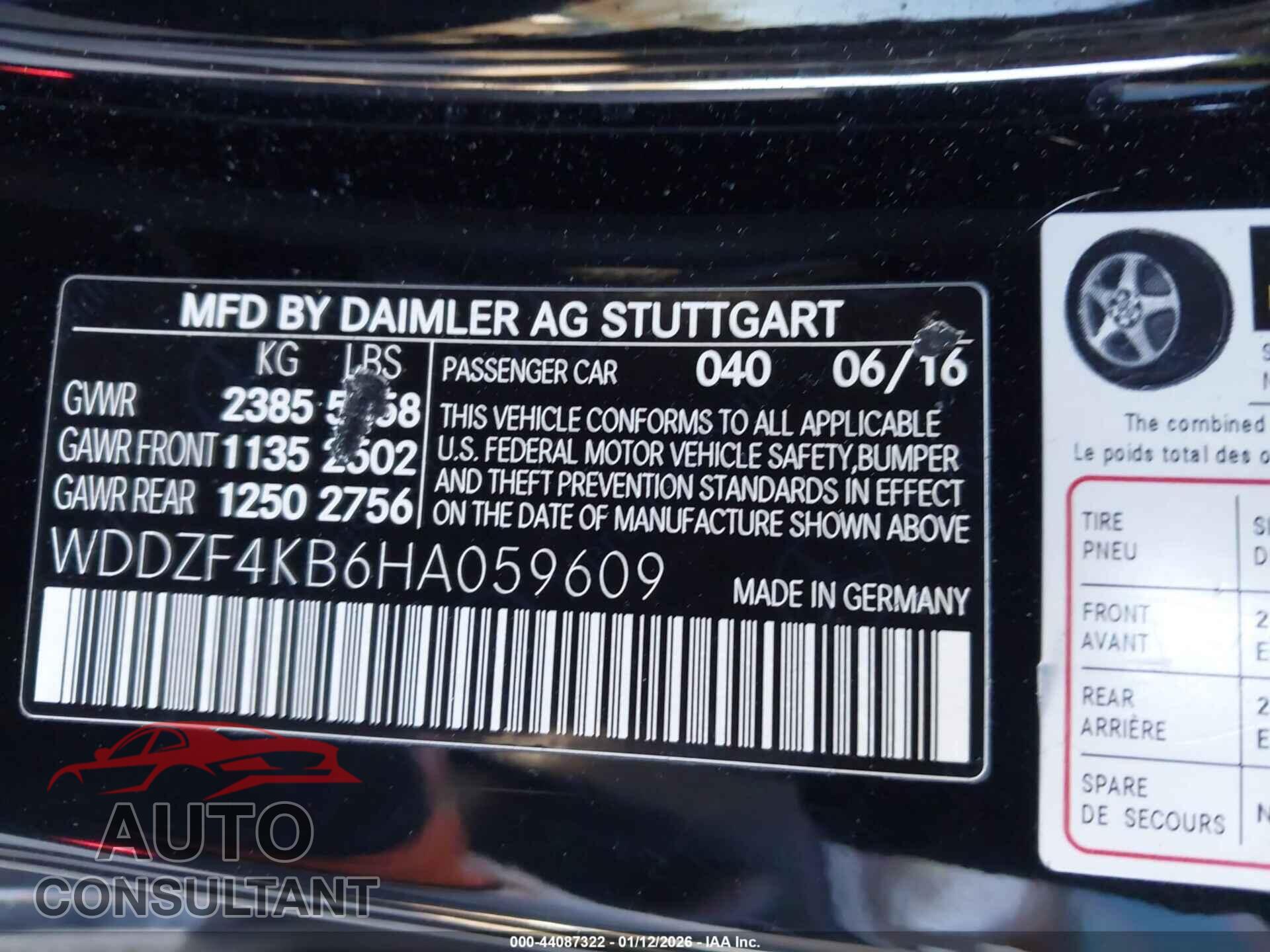 MERCEDES-BENZ E 300 2017 - WDDZF4KB6HA059609