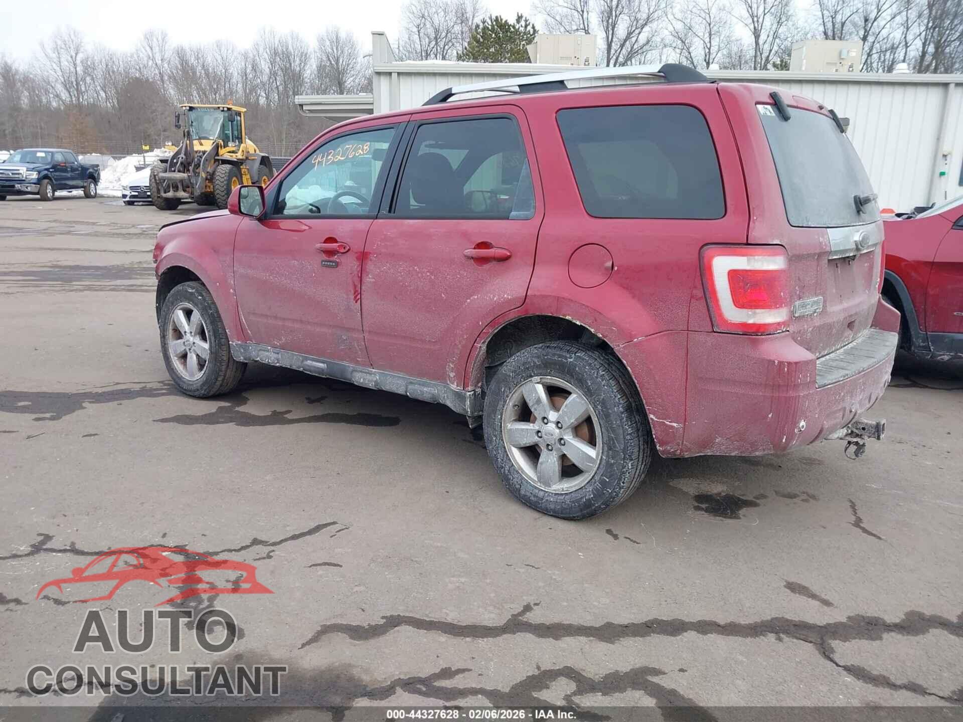FORD ESCAPE 2010 - 1FMCU9EG7AKD15911