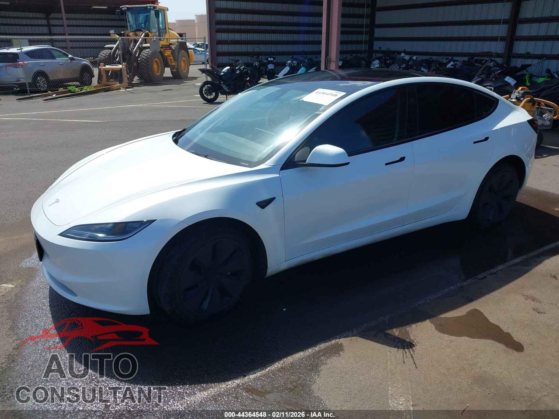 TESLA MODEL 3 2025 - 5YJ3E1EA0SF981943