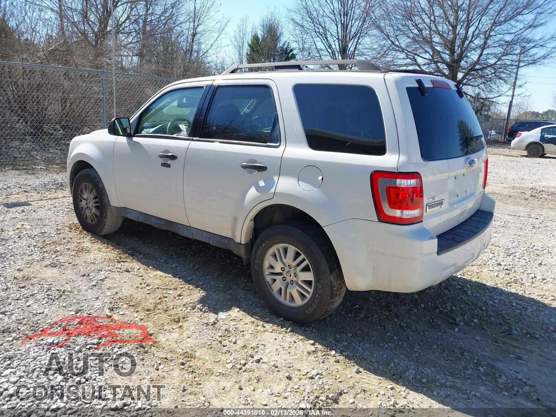 FORD ESCAPE 2010 - 1FMCU0D73AKA10810
