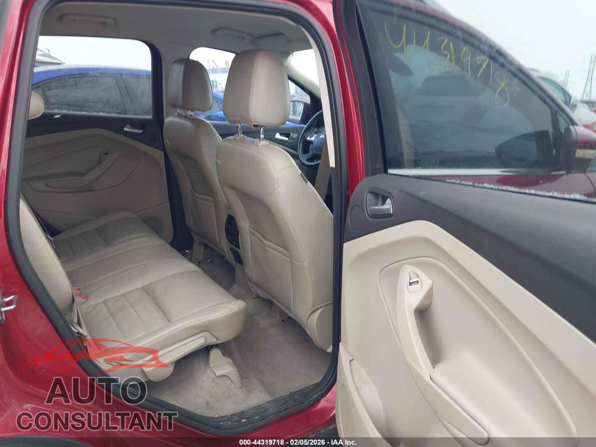 FORD ESCAPE 2015 - 1FMCU0J96FUC04054