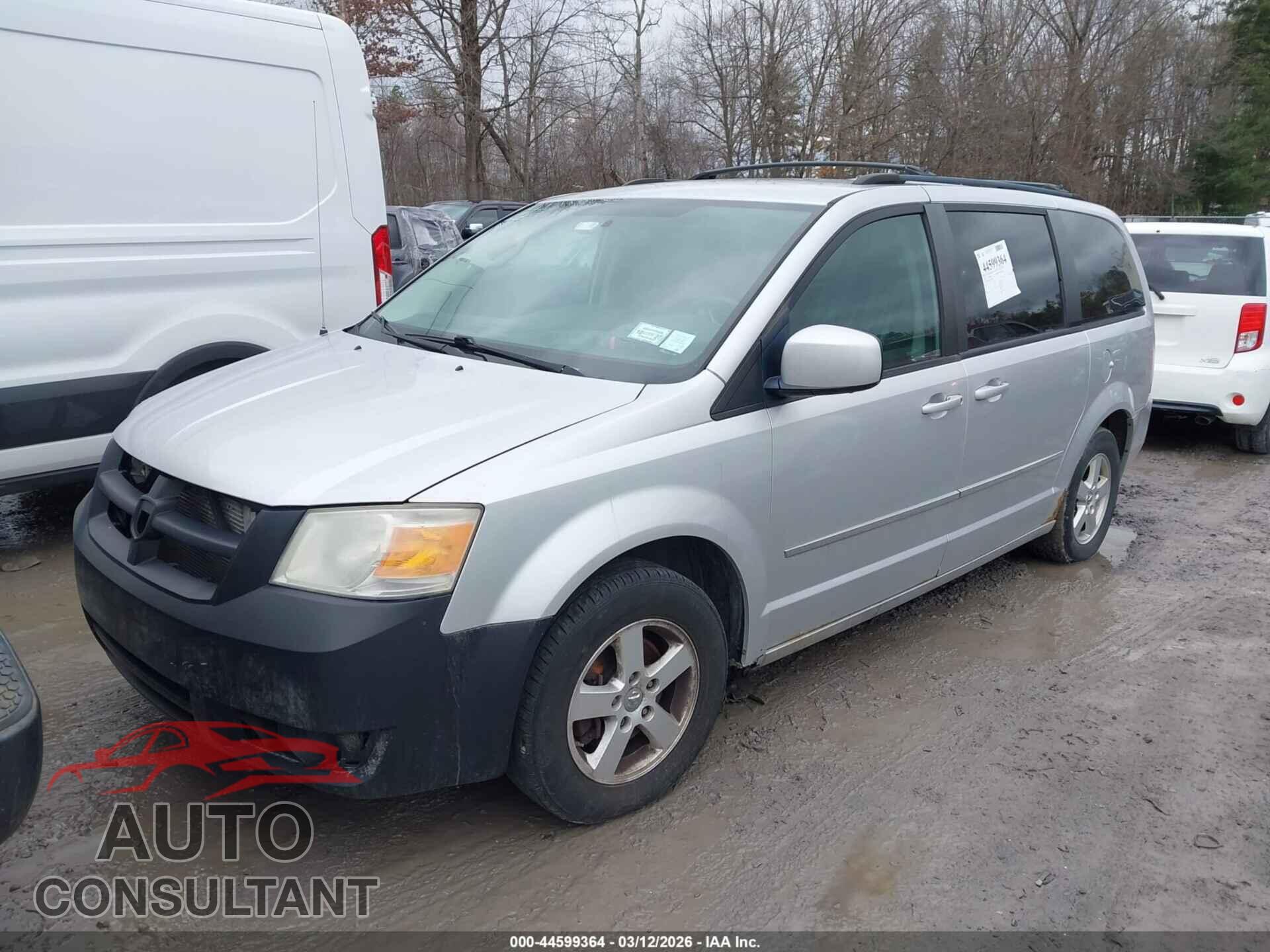 DODGE GRAND CARAVAN 2010 - 2D4RN5D12AR119896