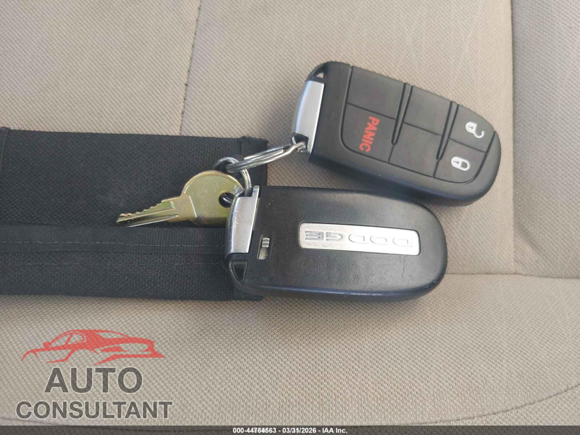 DODGE DURANGO 2019 - 1C4RDJAG1KC744415