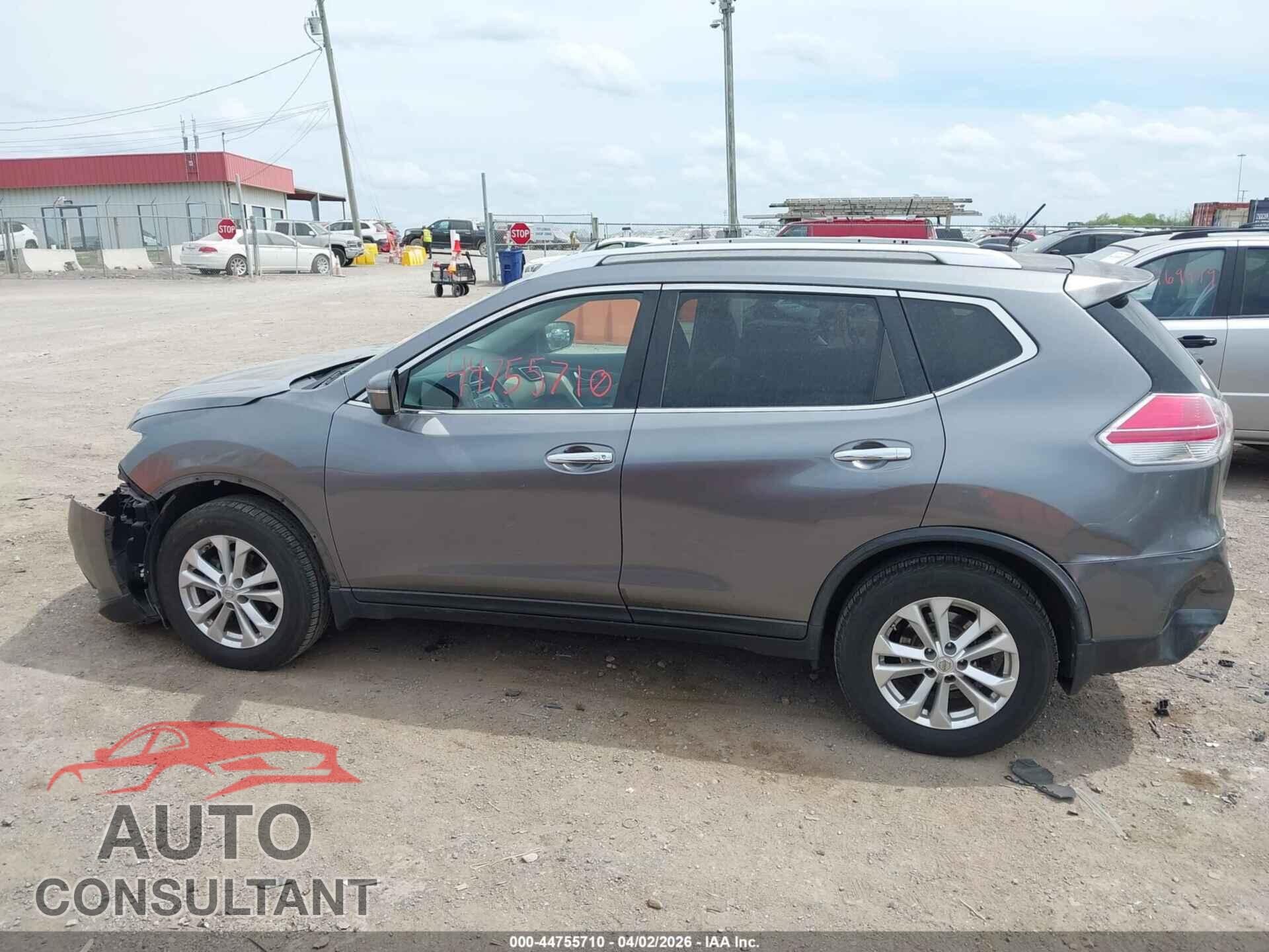 NISSAN ROGUE 2015 - KNMAT2MT3FP506143