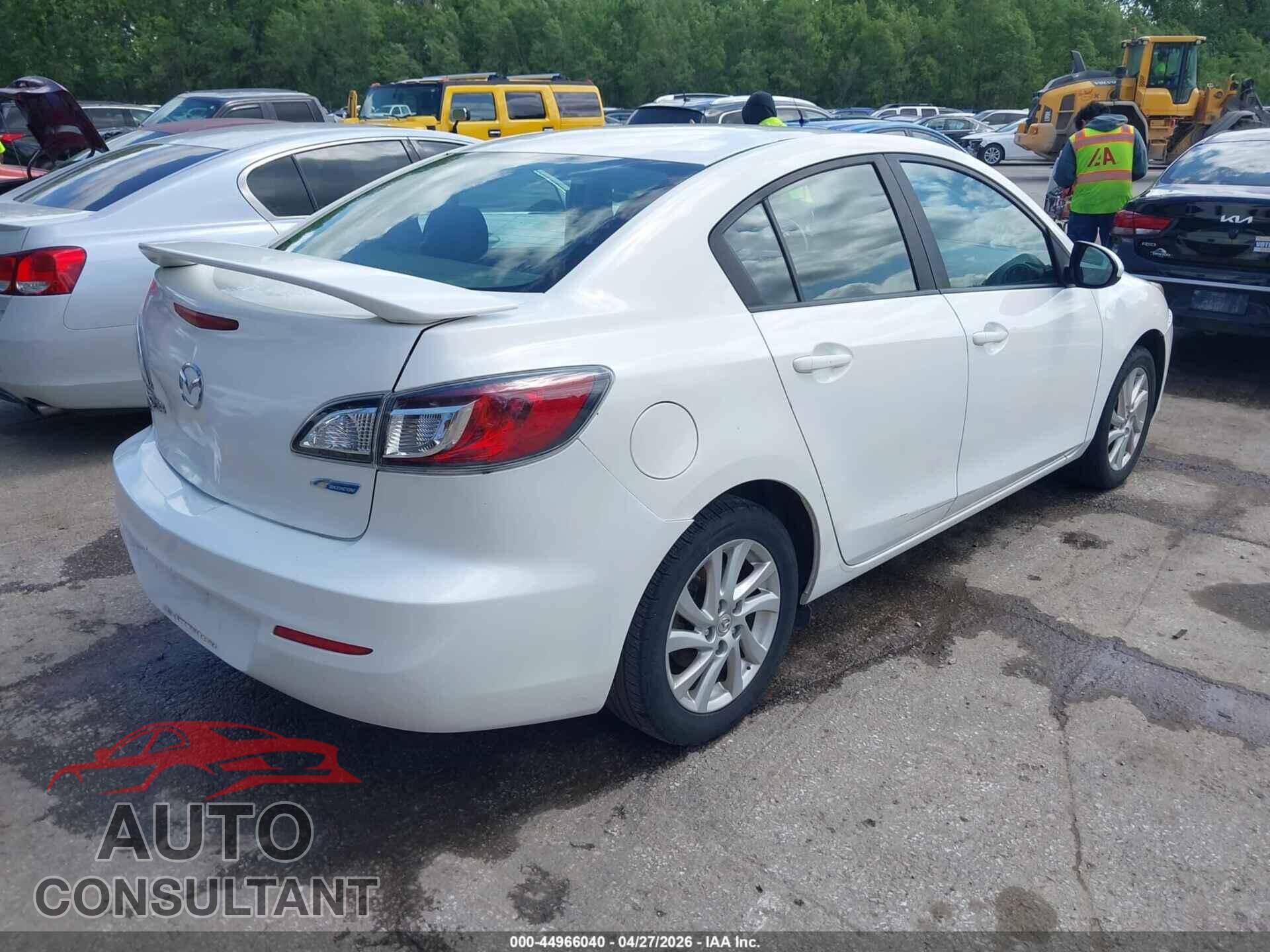 MAZDA MAZDA3 2012 - JM1BL1V87C1663259