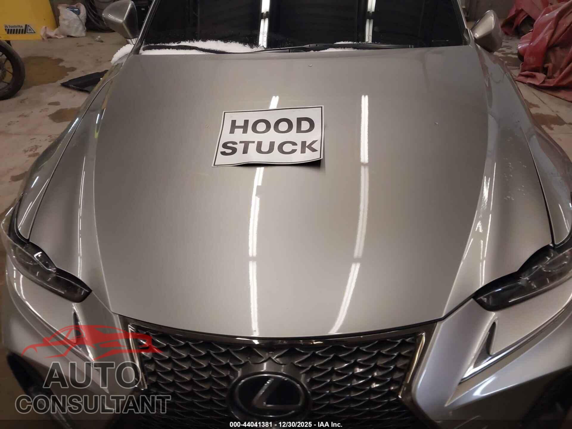 LEXUS IS 300 2017 - JTHCM1D2XH5018537