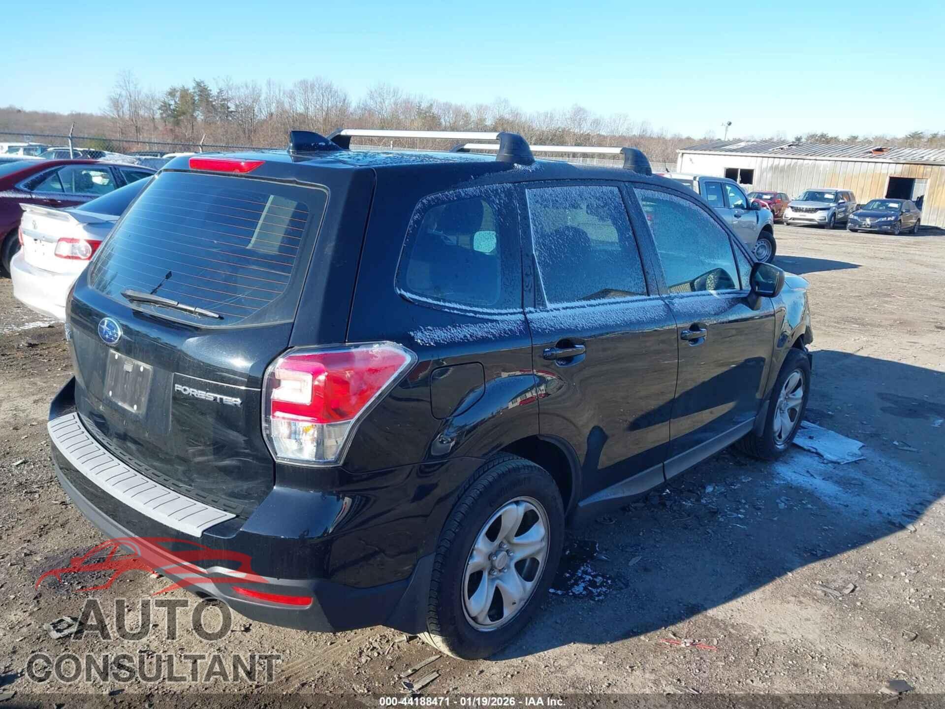 SUBARU FORESTER 2018 - JF2SJAAC1JH576110