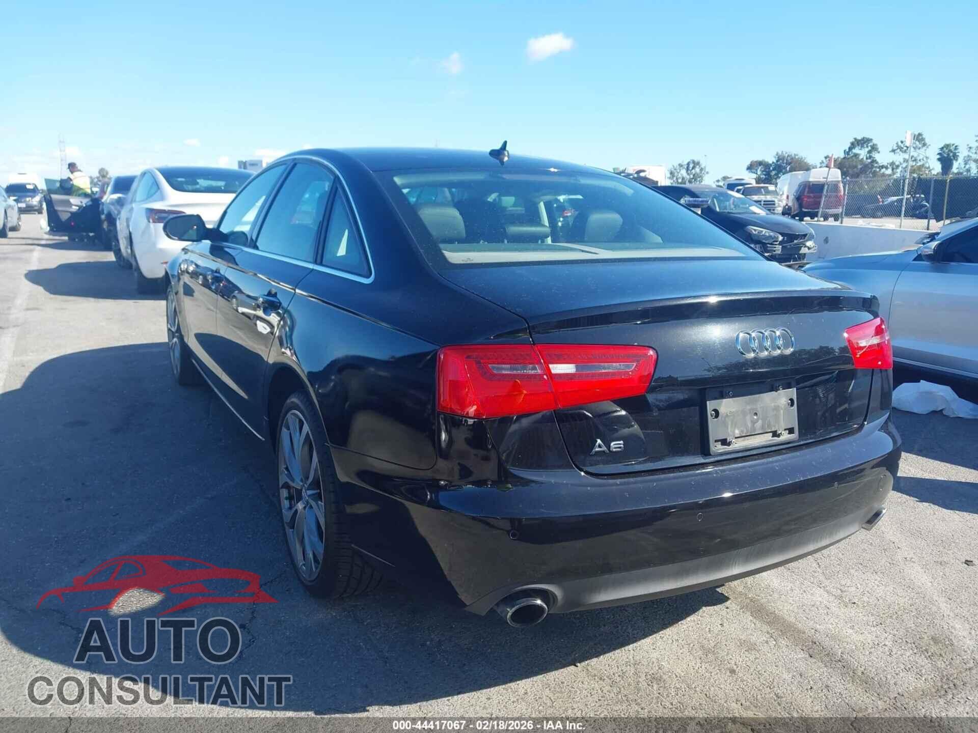 AUDI A6 2013 - WAUDFAFC9DN096384