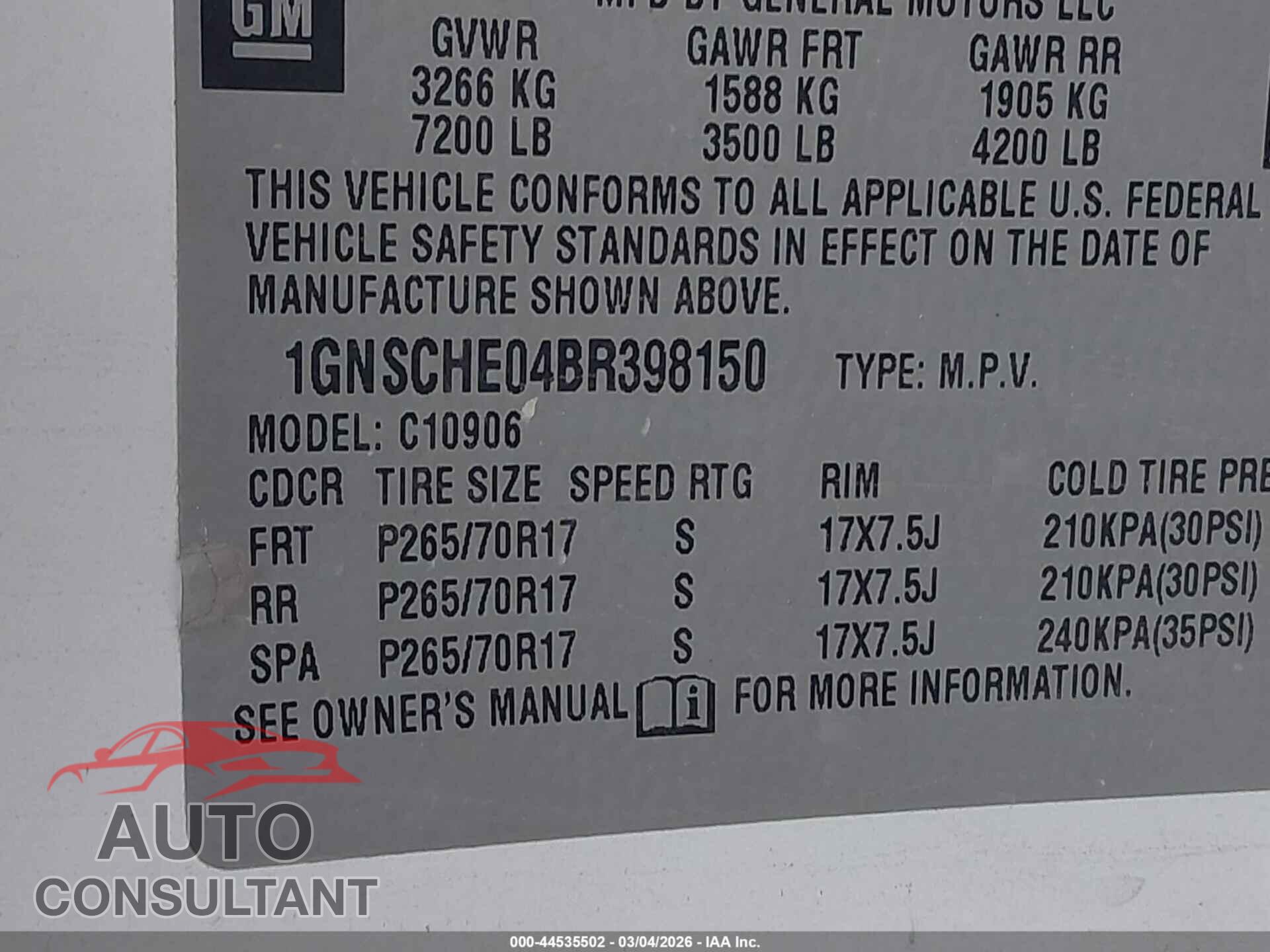 CHEVROLET SUBURBAN 1500 2011 - 1GNSCHE04BR398150