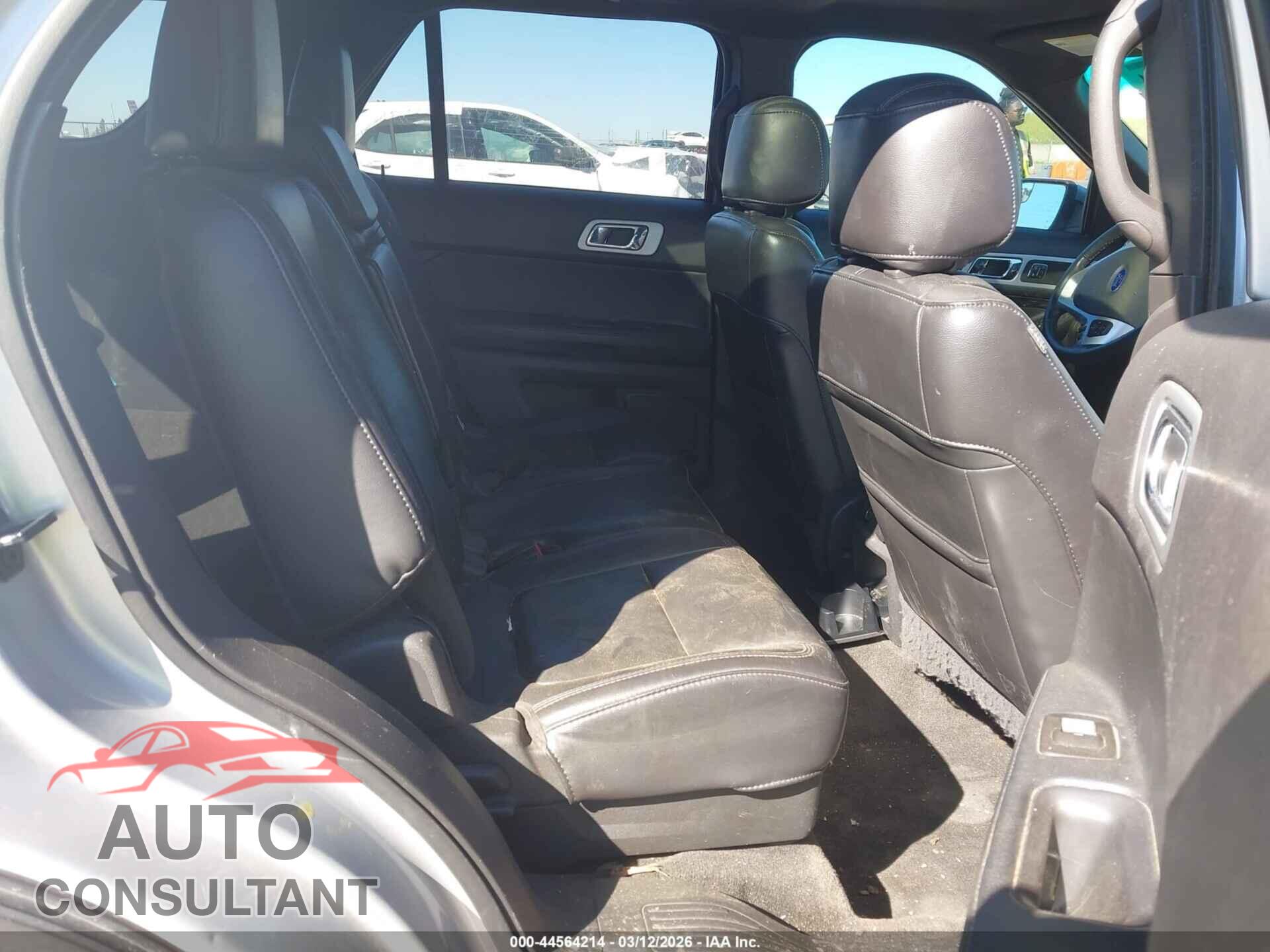 FORD EXPLORER 2012 - 1FMHK8F89CGA84755