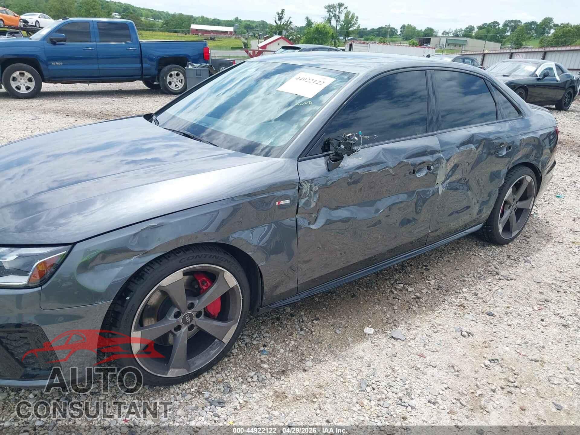 AUDI A4 2024 - WAUEAAF40RN018028
